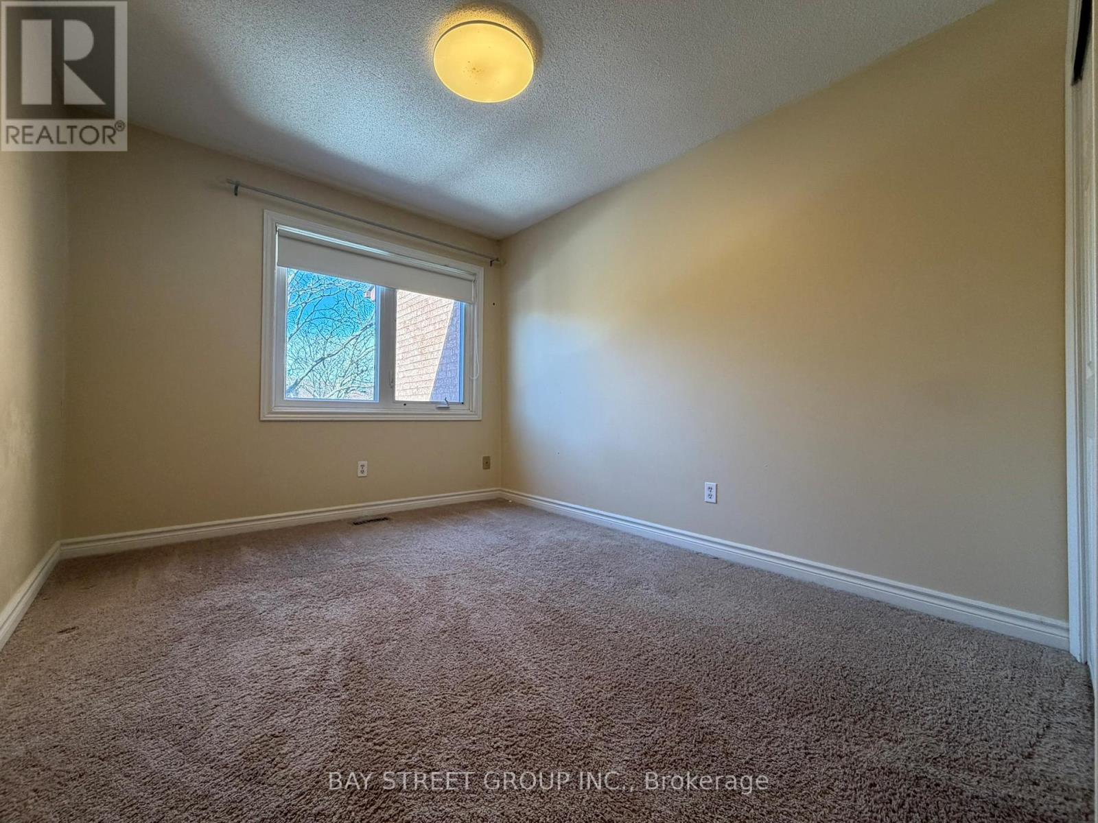 23 - 1100 Queens Avenue, Oakville, Ontario  L6H 2B5 - Photo 8 - W12842428