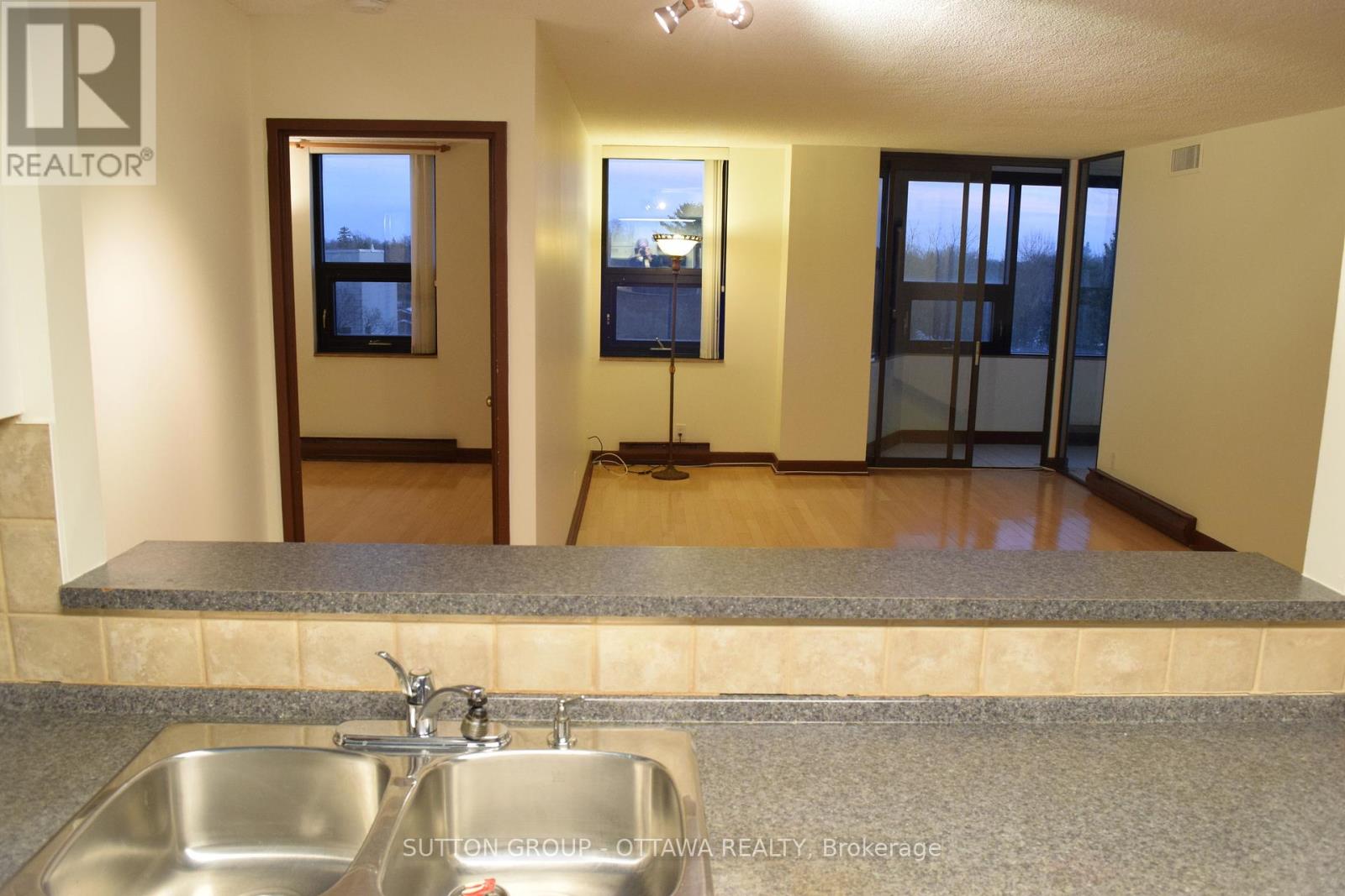 610 - 2019 Carling Avenue, Ottawa, Ontario  K2A 4A2 - Photo 9 - X12824898