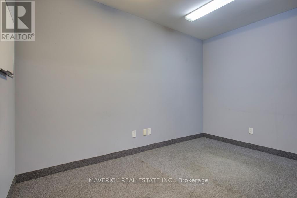 265 Ingersoll Street, Ingersoll, Ontario  N5L 2L5 - Photo 12 - X12842454