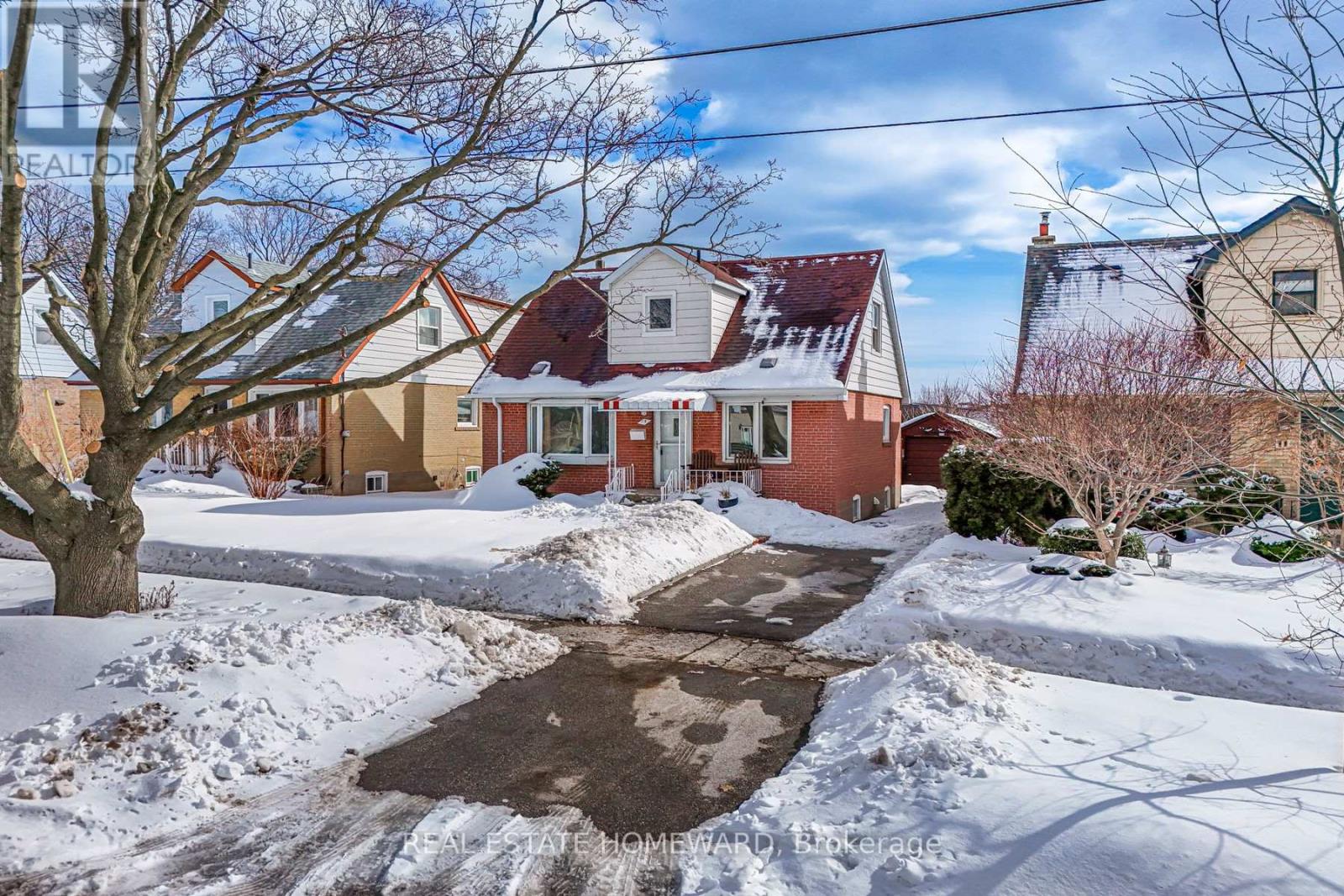 15 Medonte Avenue, Toronto, Ontario  M1L 1Z2 - Photo 3 - E12842450