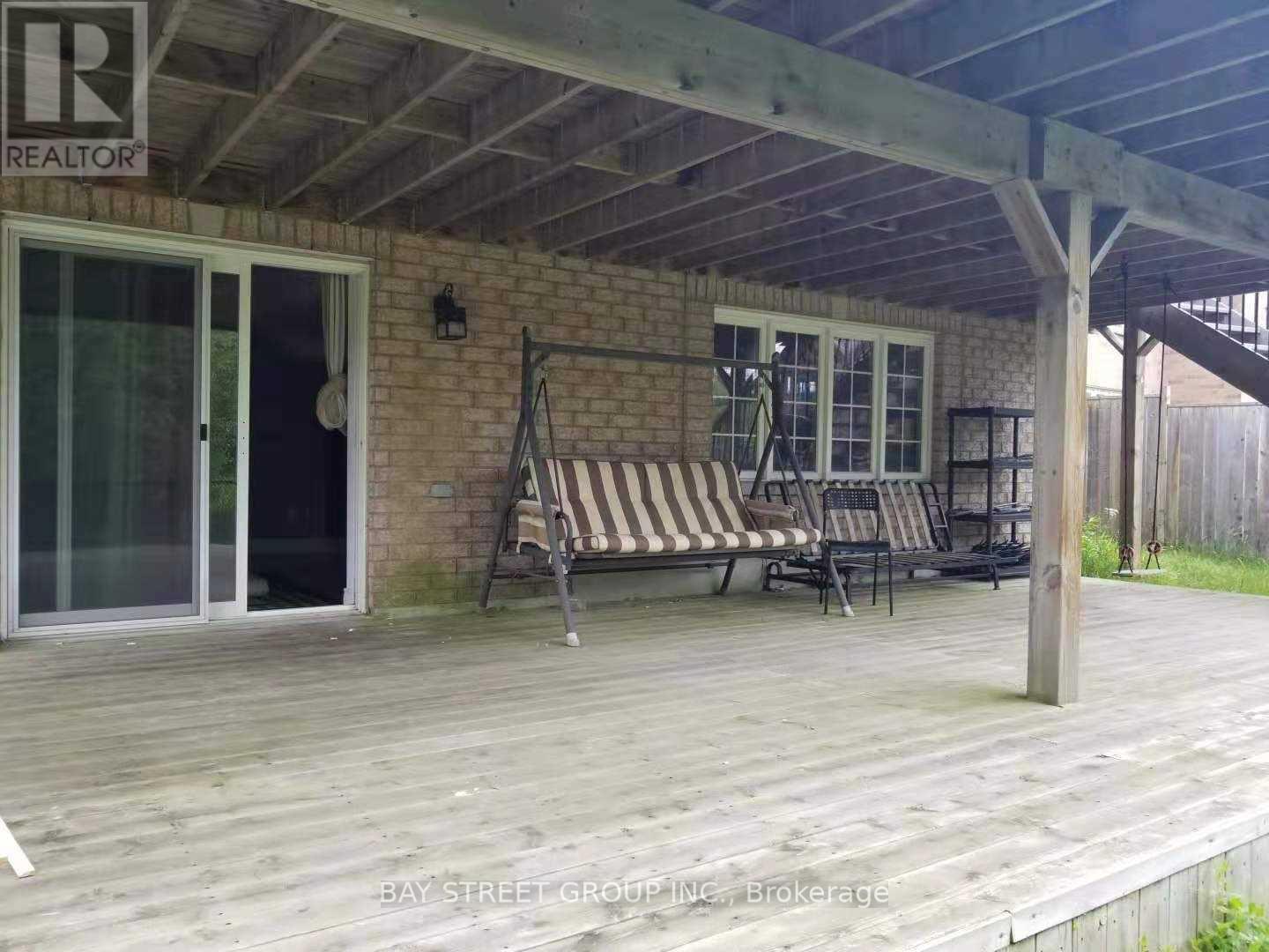 8 Dovetail Drive, Richmond Hill, Ontario  L4E 5B1 - Photo 14 - N12842430