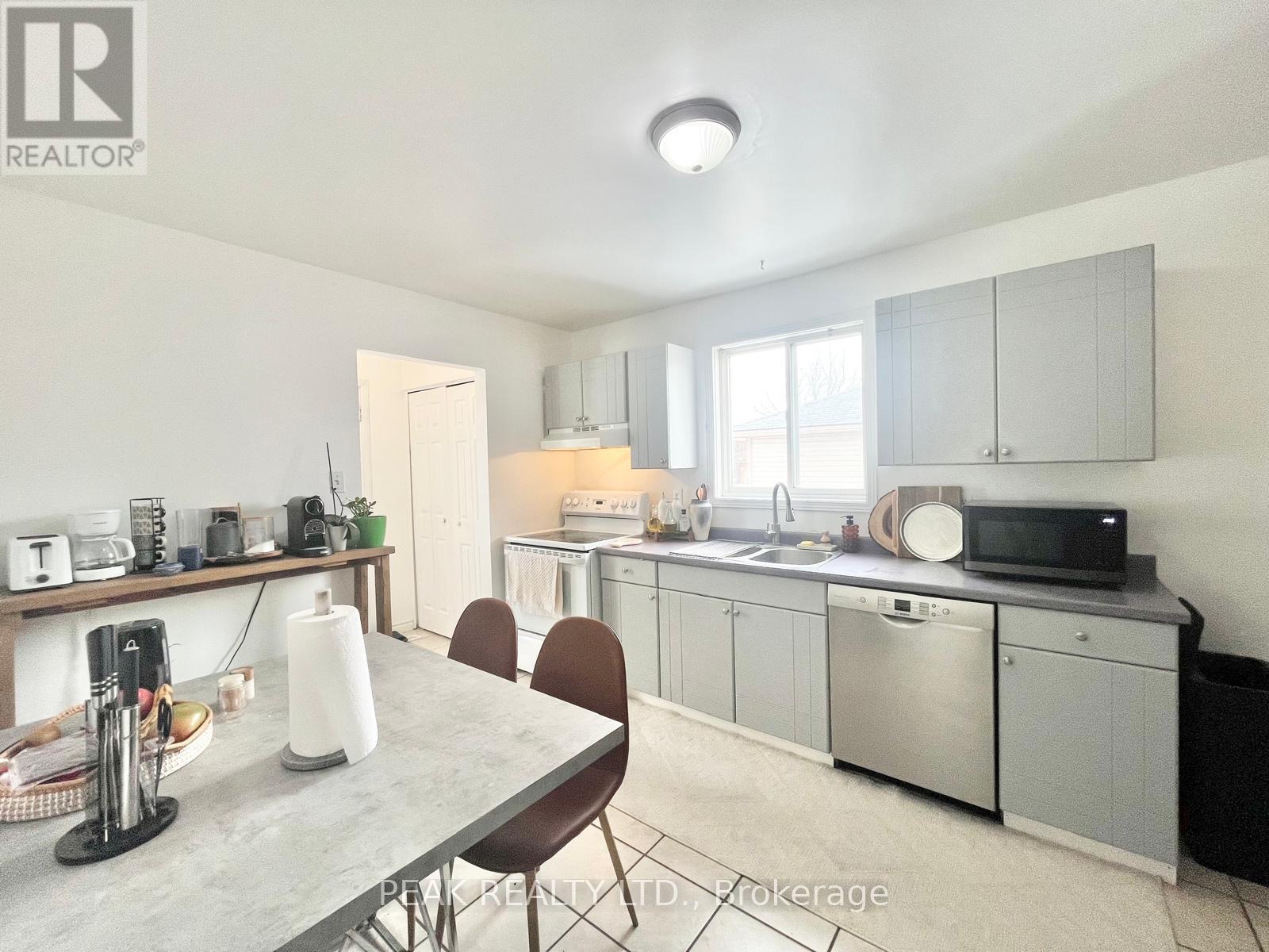 338 Fleming Drive, London East, Ontario  N5V 4Y6 - Photo 12 - X12842436