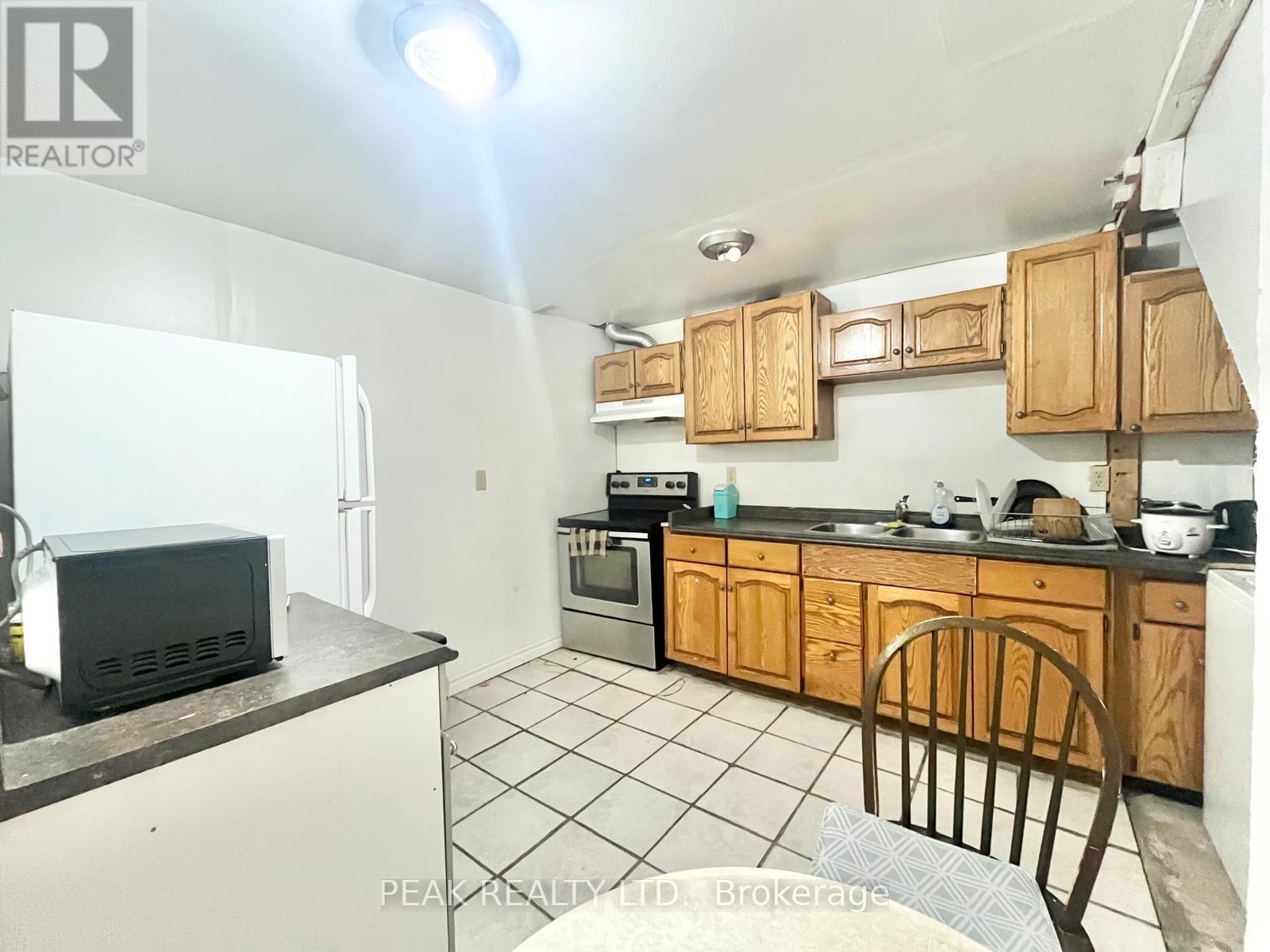 338 Fleming Drive, London East, Ontario  N5V 4Y6 - Photo 27 - X12842436