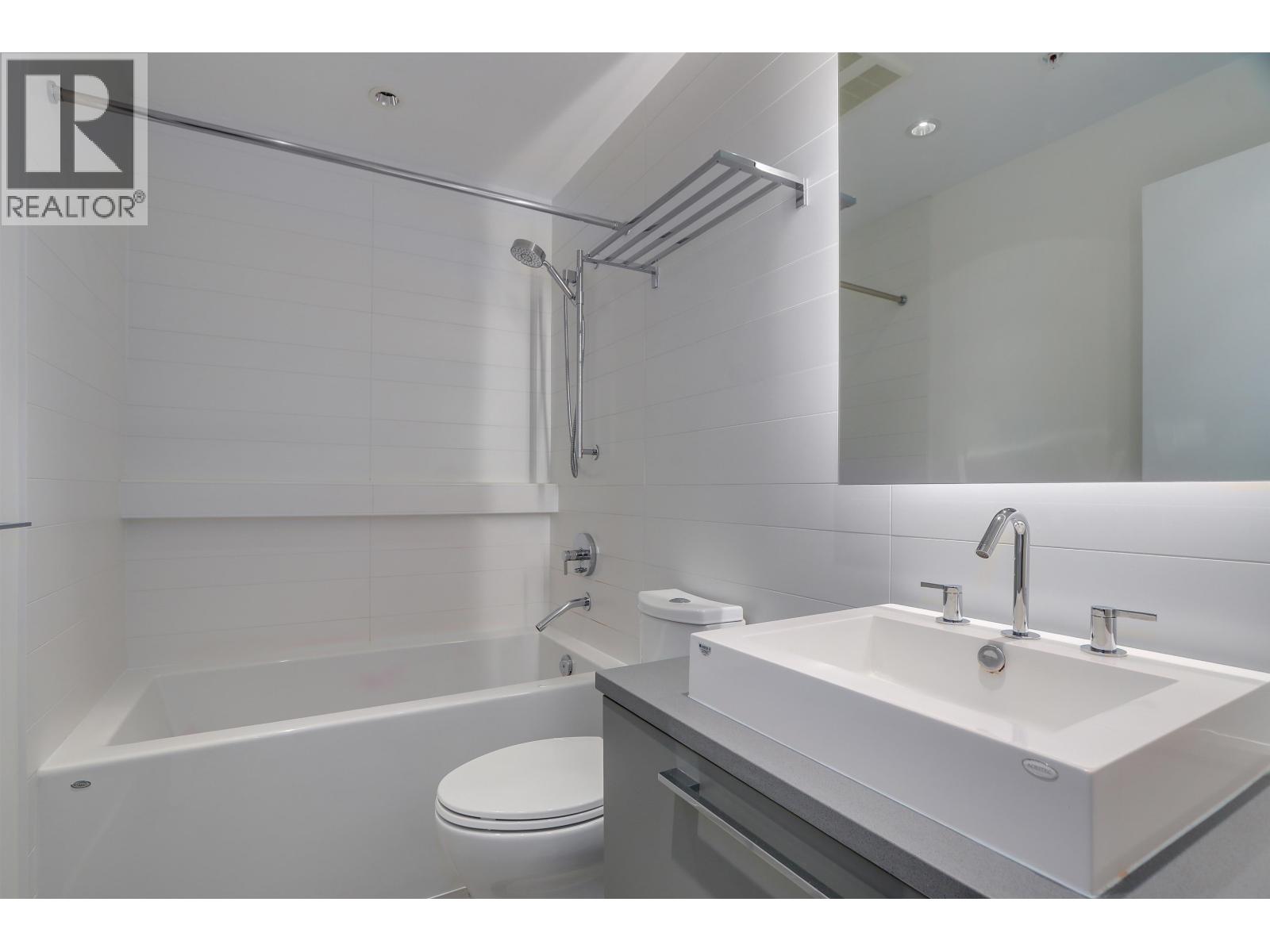 901 7388 Kingsway, Burnaby, British Columbia  V3N 0G9 - Photo 10 - R3094857