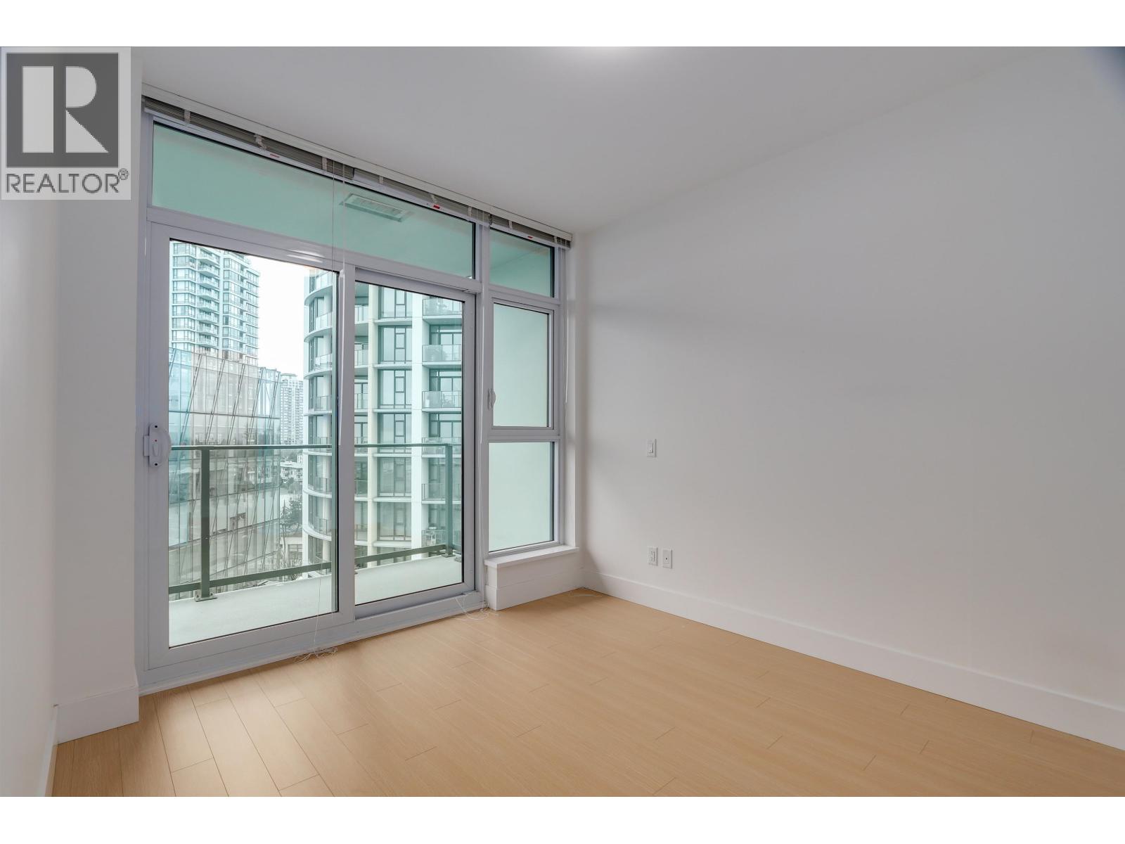 901 7388 Kingsway, Burnaby, British Columbia  V3N 0G9 - Photo 11 - R3094857