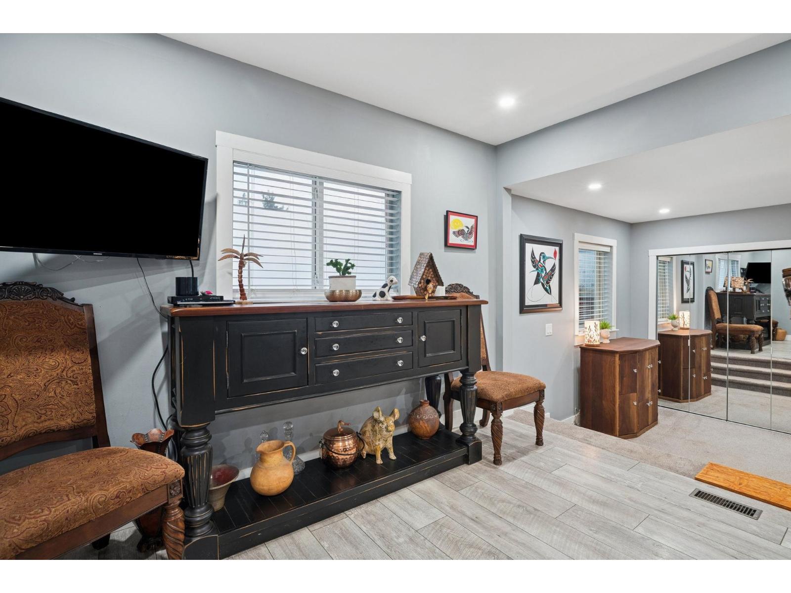 7334 Alder Street, Mission, British Columbia  V2V 3N9 - Photo 13 - R3088631