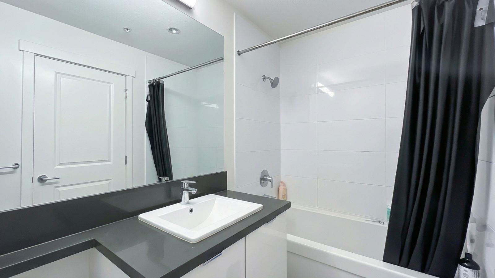 313 15138 34 Avenue, Surrey, British Columbia  V3Z 0Y5 - Photo 8 - R3068720