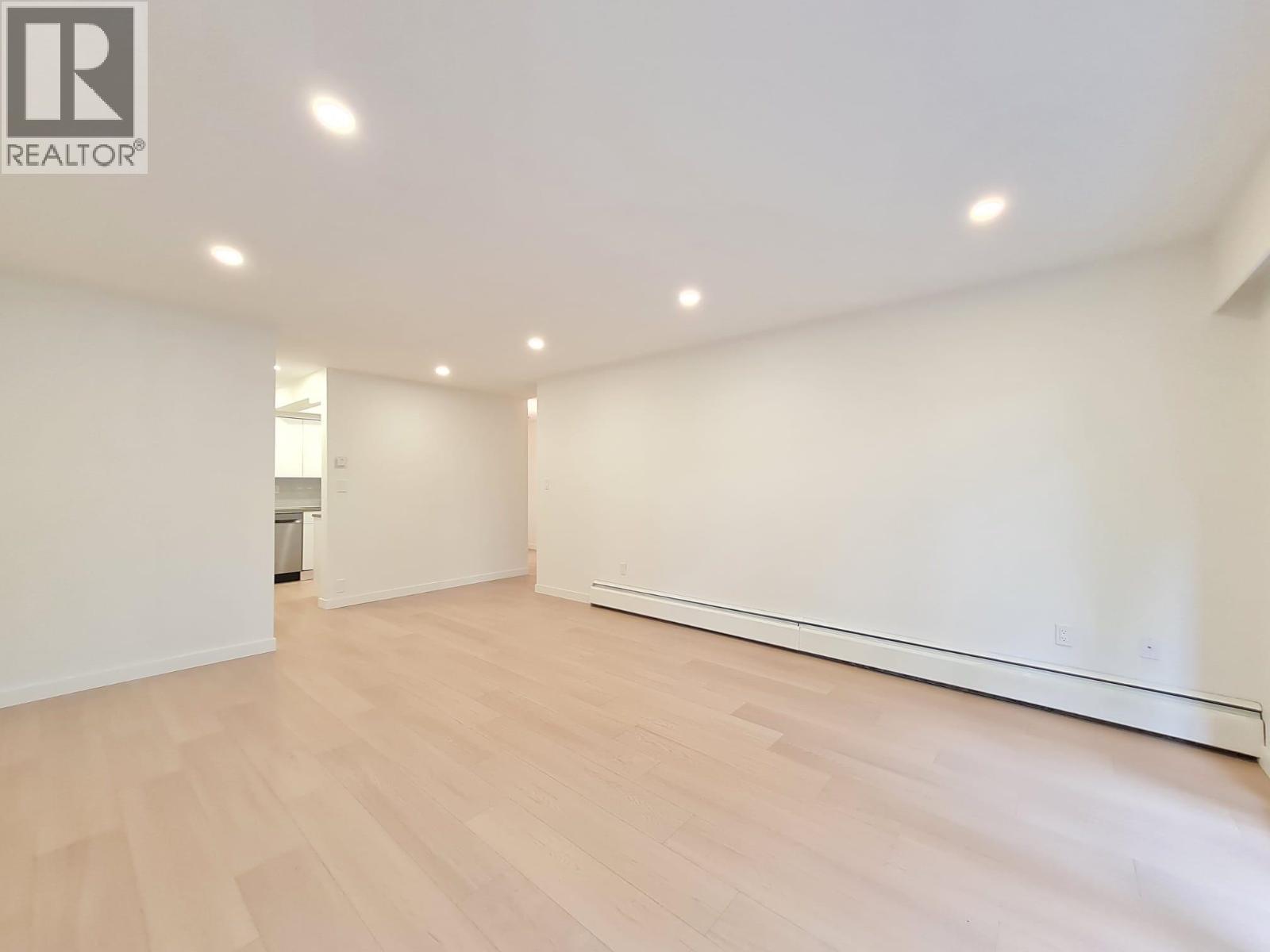 107 6560 Buswell Street, Richmond, British Columbia  V6Y 2G7 - Photo 3 - R3082747