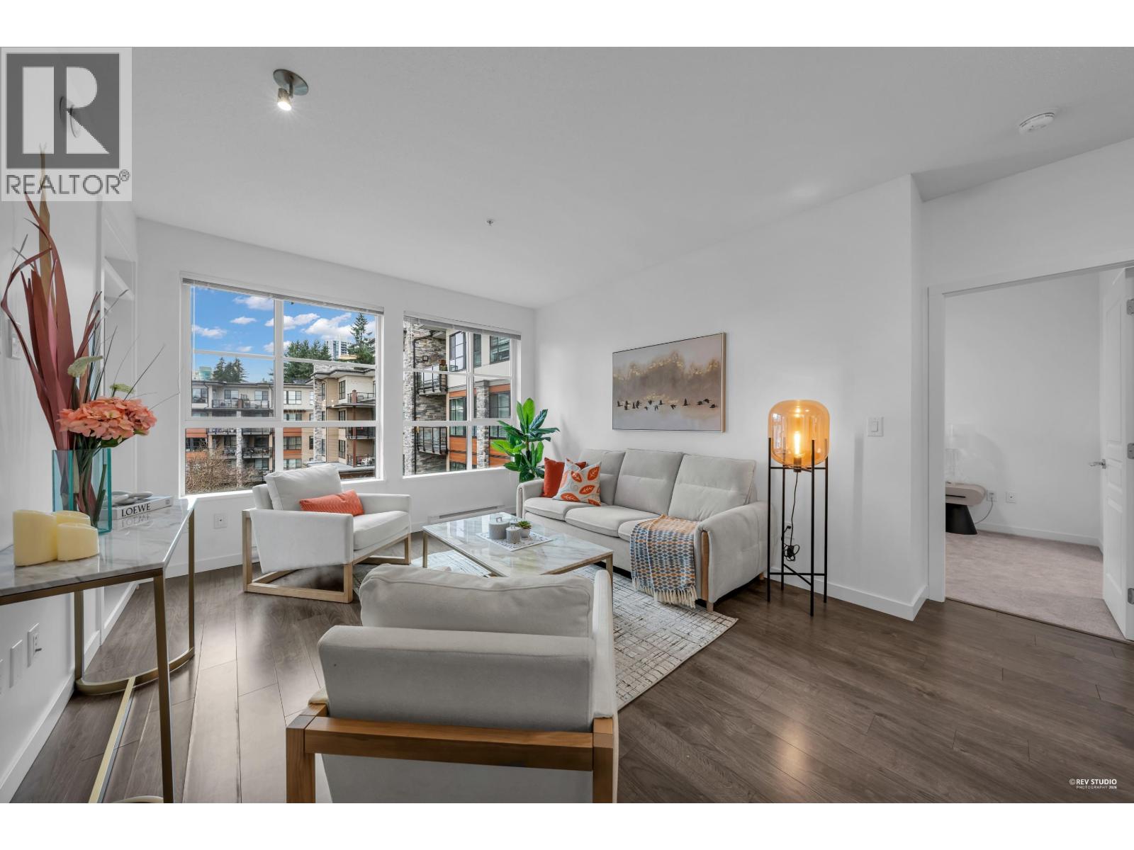 411 1152 Windsor Mews, Coquitlam, British Columbia  V3B 0N1 - Photo 3 - R3094541