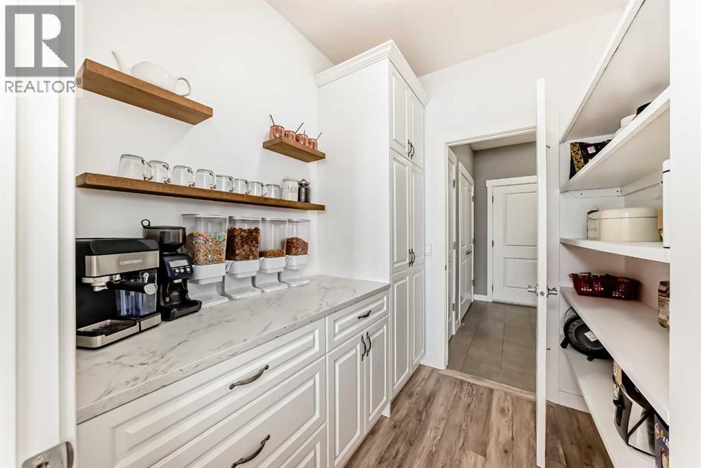 18 Mount Rae Place, Okotoks, Alberta  T1S 0P1 - Photo 24 - A2287857