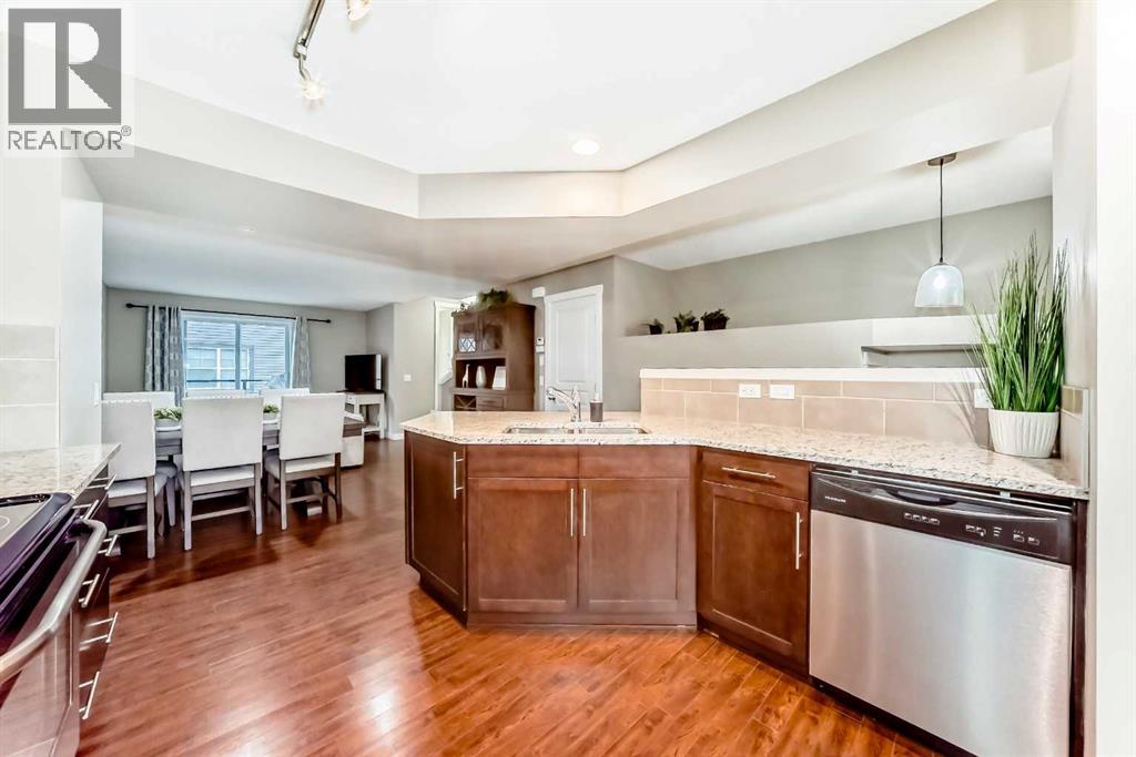 576 Mckenzie Towne Drive Se, Calgary, Alberta T2Z 1C7 - Photo 12 - A2284503