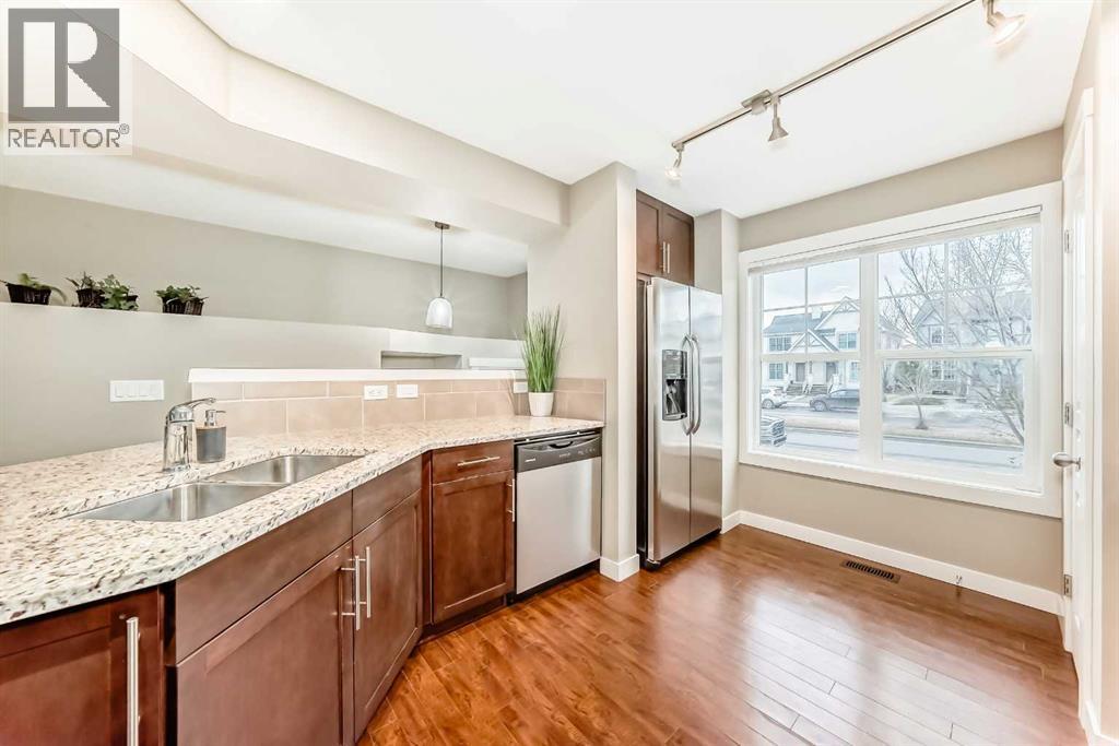 576 Mckenzie Towne Drive Se, Calgary, Alberta T2Z 1C7 - Photo 10 - A2284503