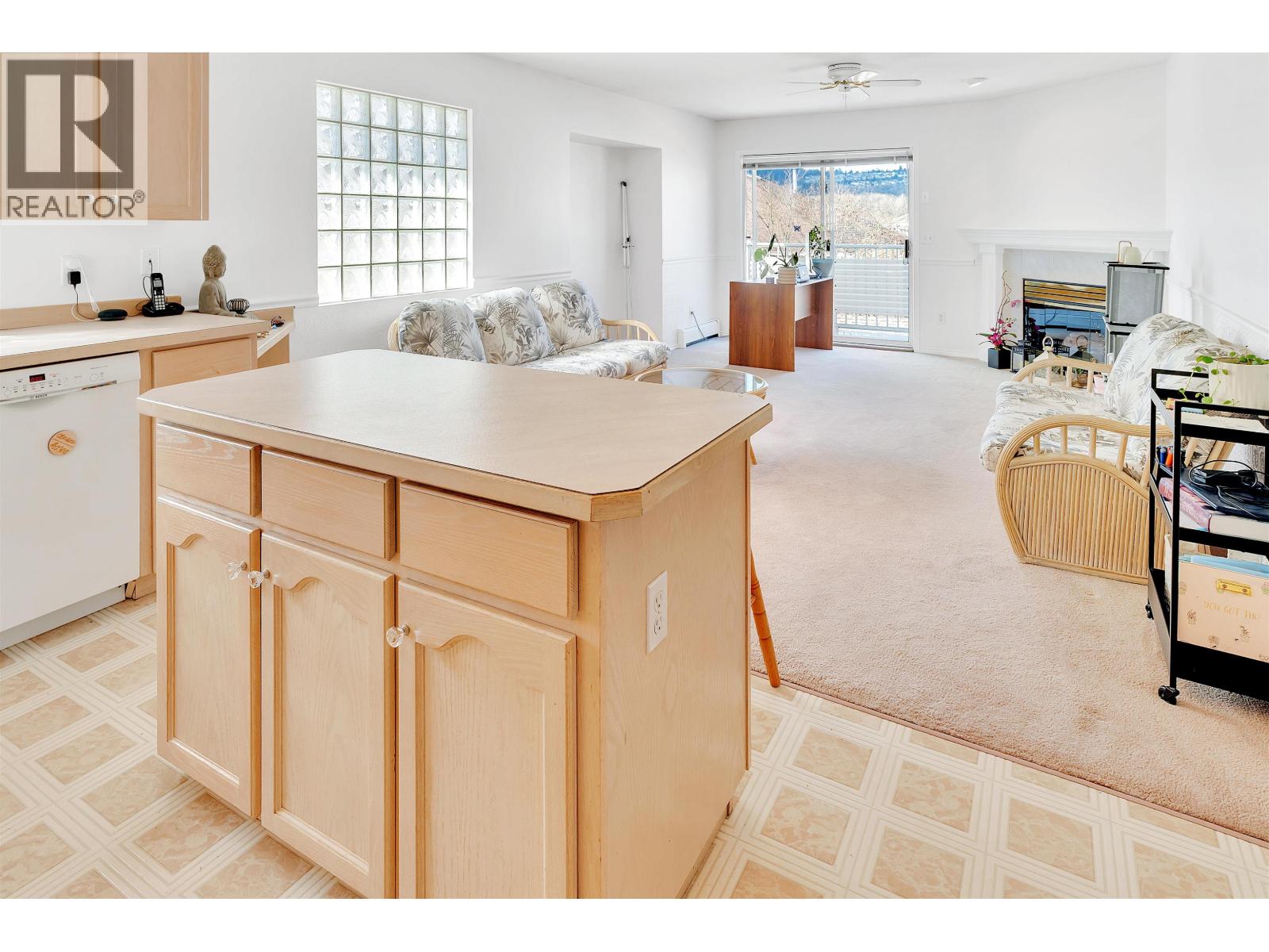 1655 Mcpherson Drive, Port Coquitlam, British Columbia  V3C 6C9 - Photo 8 - R3095782