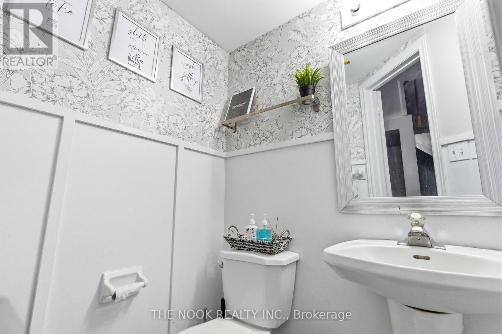 119 Brownstone Crescent, Clarington (Courtice), Ontario  L1E 2Y3 - Photo 3 - E12837462