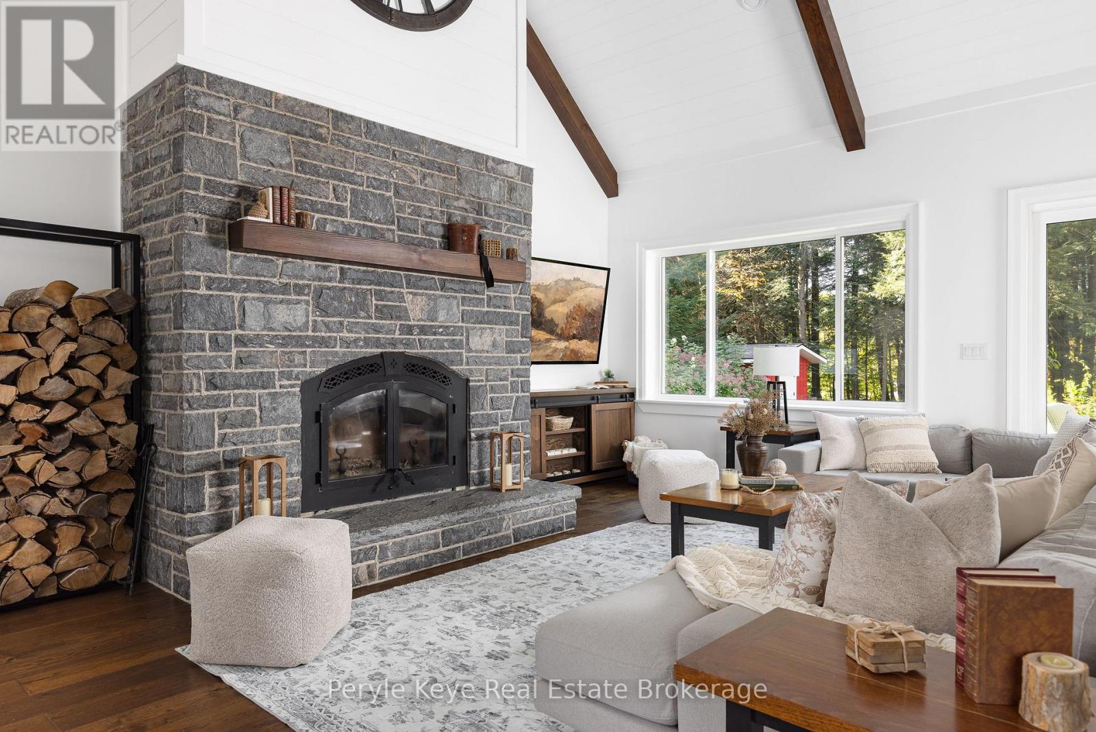 1100 XAVIER STREET, Gravenhurst, Ontario