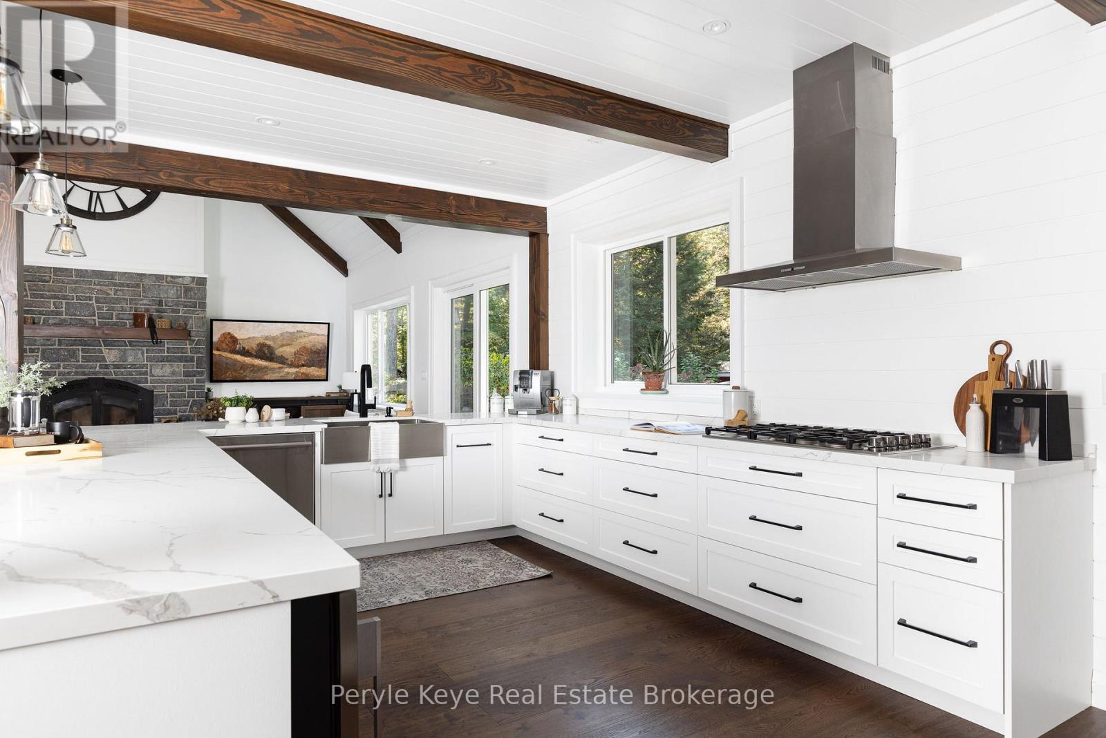 1100 Xavier Street, Gravenhurst, Ontario  P0E 1G0 - Photo 12 - X12842538