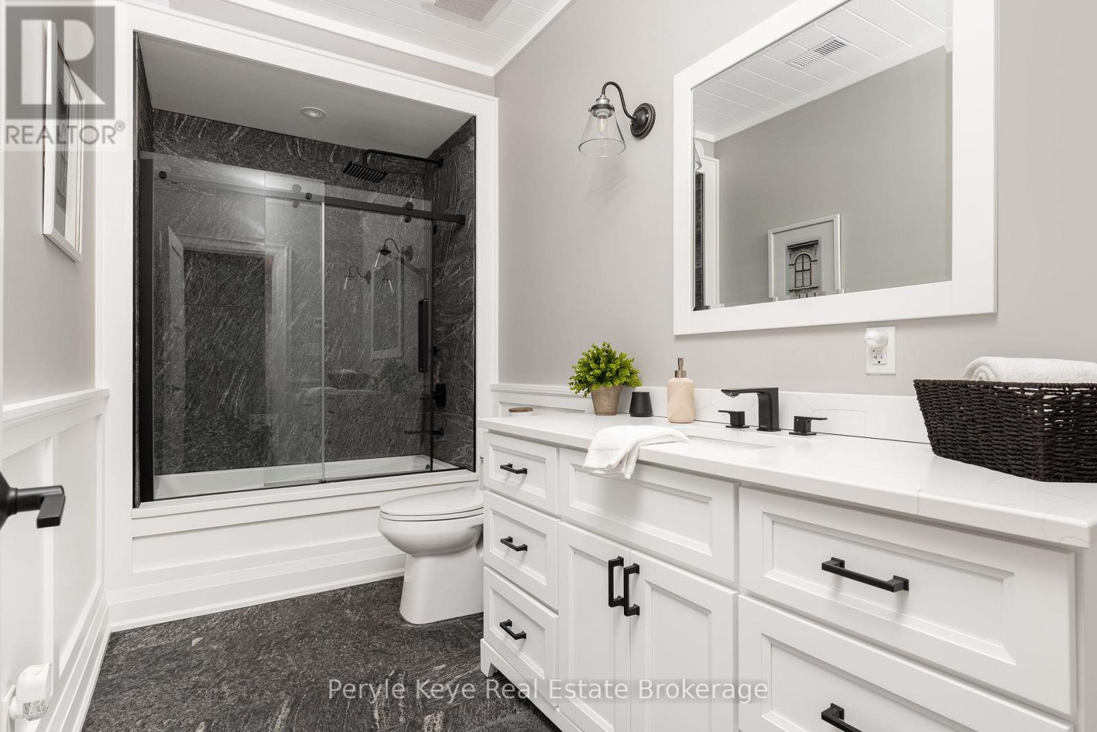 1100 Xavier Street, Gravenhurst, Ontario  P0E 1G0 - Photo 23 - X12842538