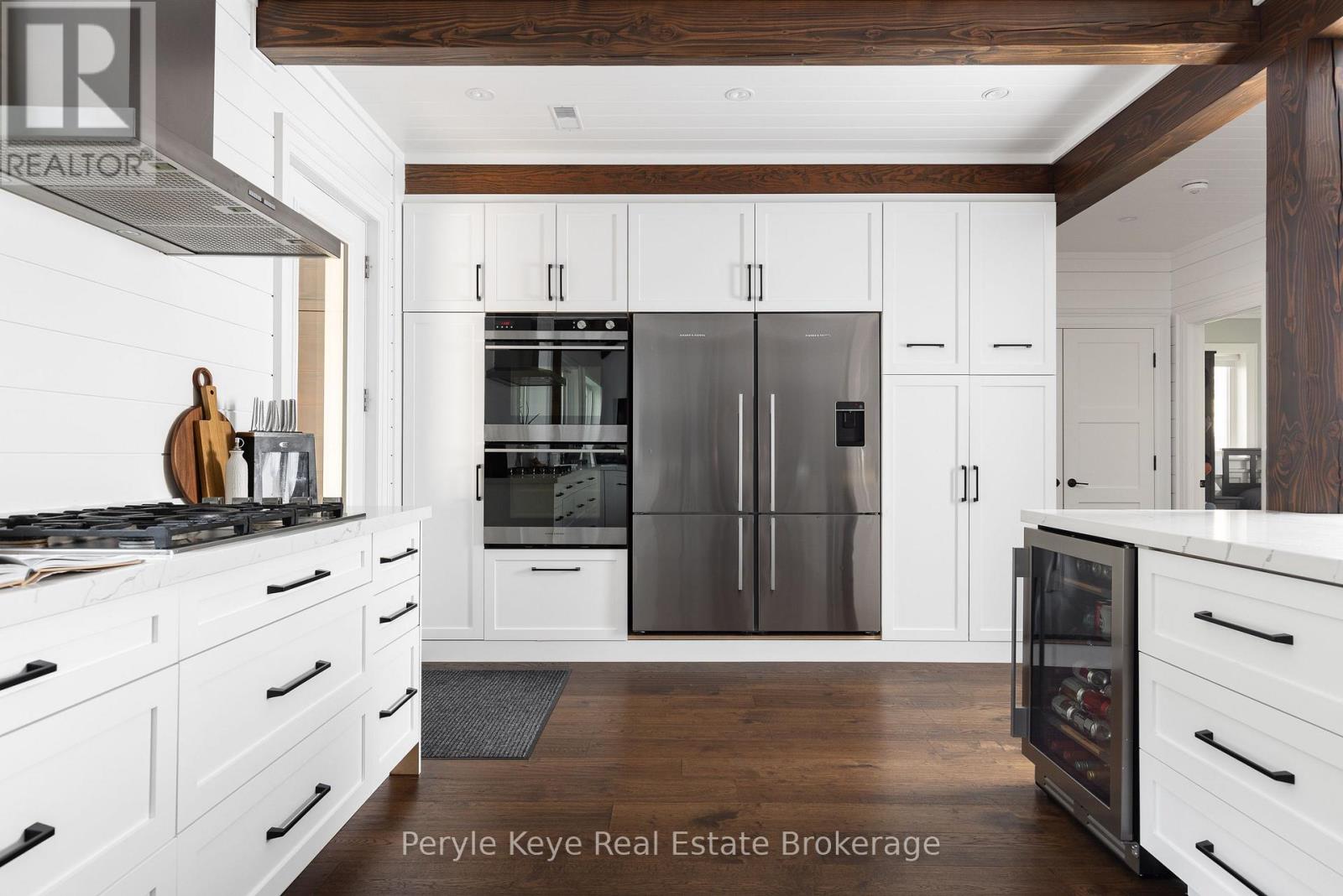 1100 Xavier Street, Gravenhurst, Ontario  P0E 1G0 - Photo 3 - X12842538