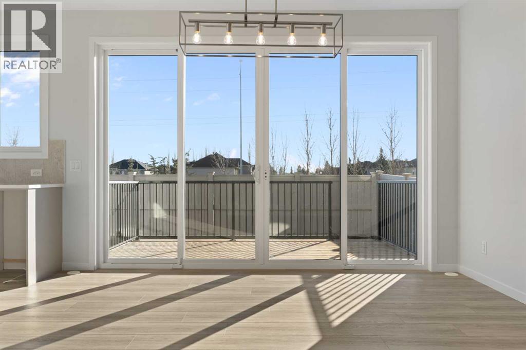 218 West Grove Lane Sw, Calgary, Alberta  T3H 6E3 - Photo 15 - A2287516