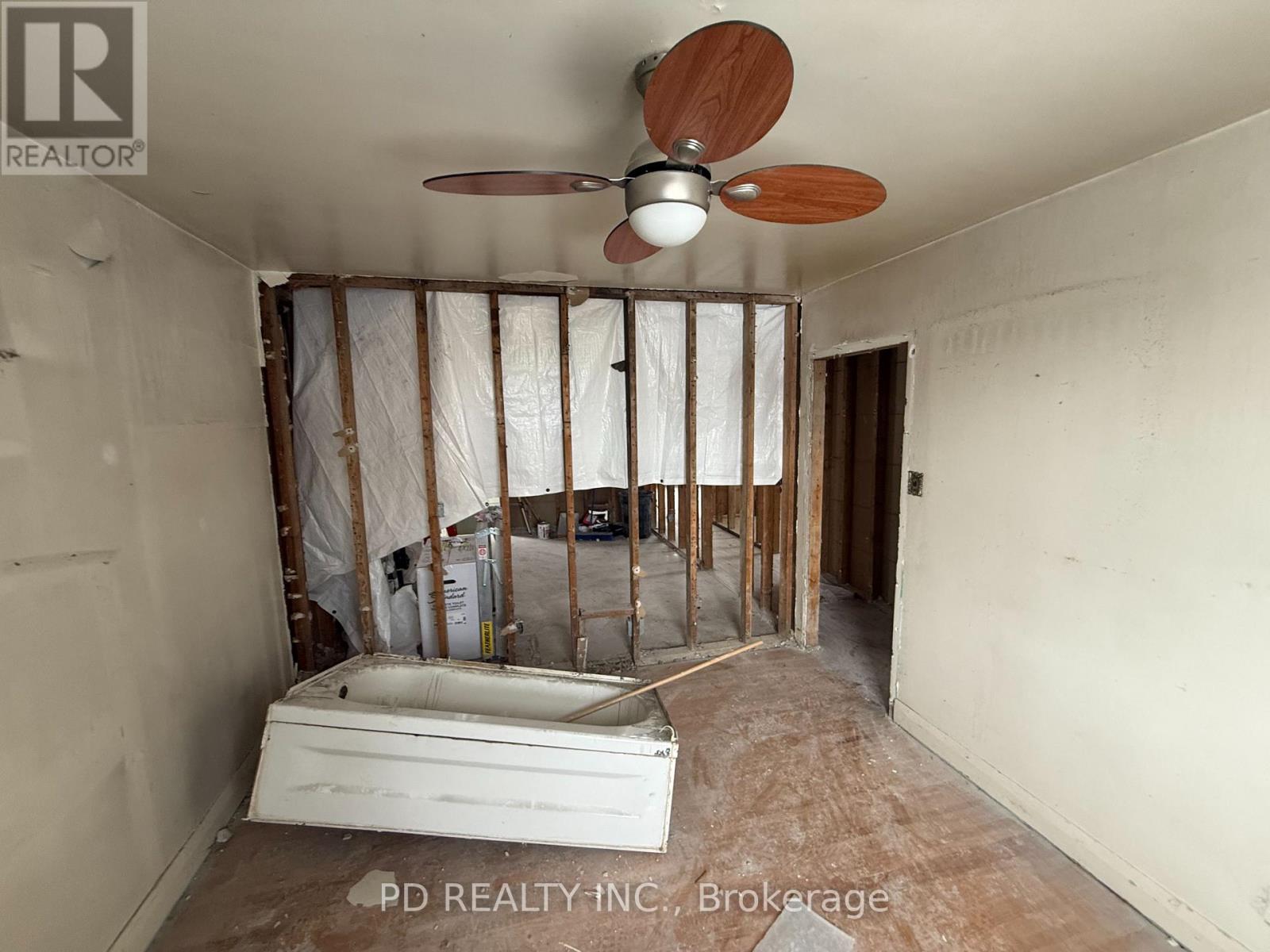 1028 Western Avenue, Peterborough, Ontario  K9J 5W4 - Photo 25 - X12842520