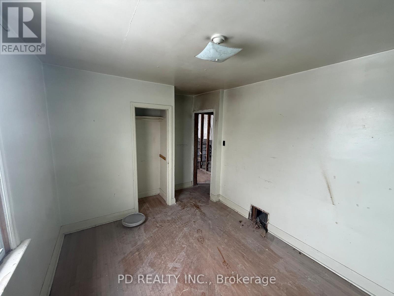 1028 Western Avenue, Peterborough, Ontario  K9J 5W4 - Photo 27 - X12842520