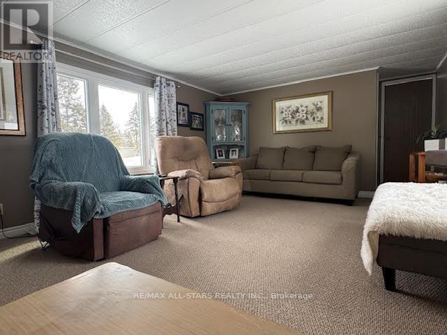 13 Fenelon Way, Kawartha Lakes, Ontario  K9V 0H9 - Photo 9 - X12842546