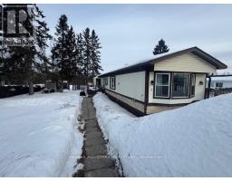 13 FENELON WAY, Kawartha Lakes, Ontario