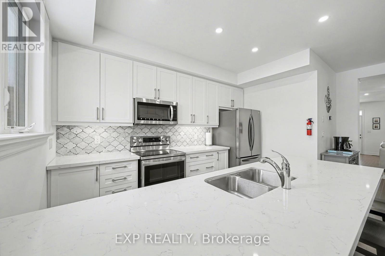 22 18th Street N, Wasaga Beach, Ontario  L9Z 2H4 - Photo 20 - S12842552