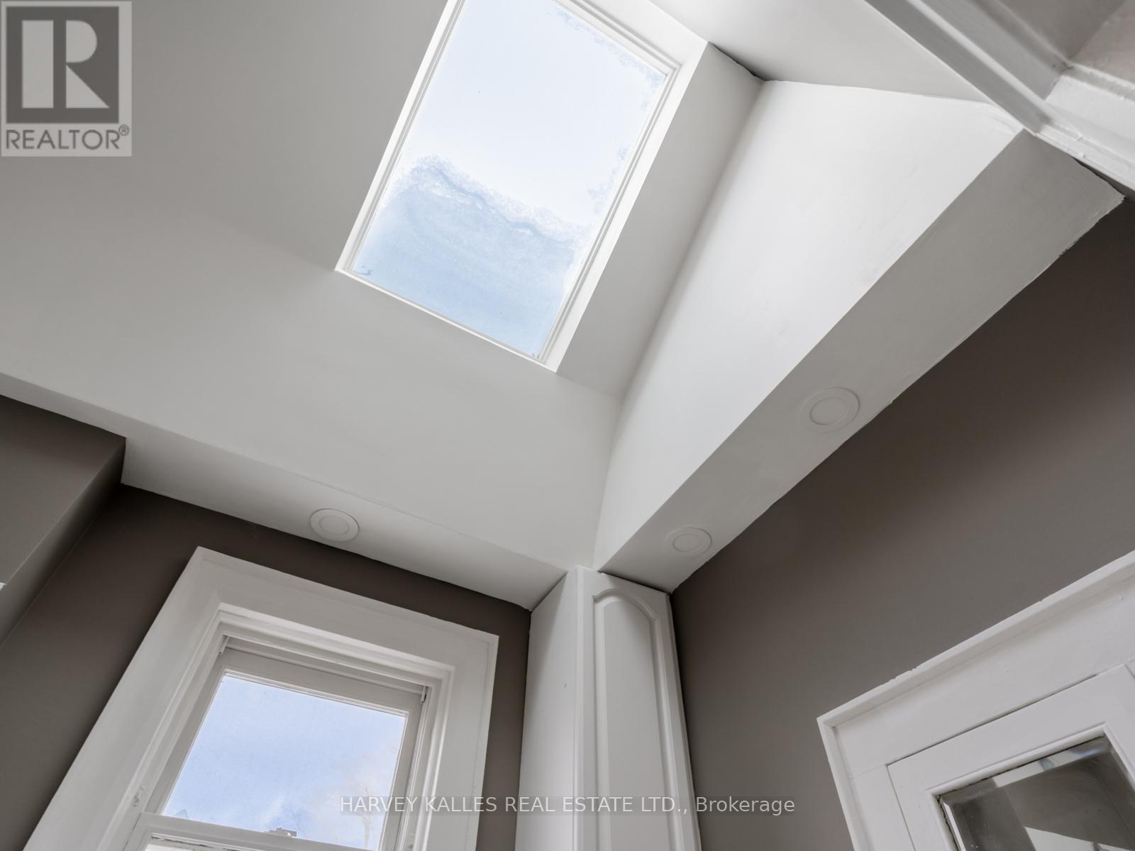 39 Standish Avenue, Toronto, Ontario  M4W 3B2 - Photo 42 - C12841572