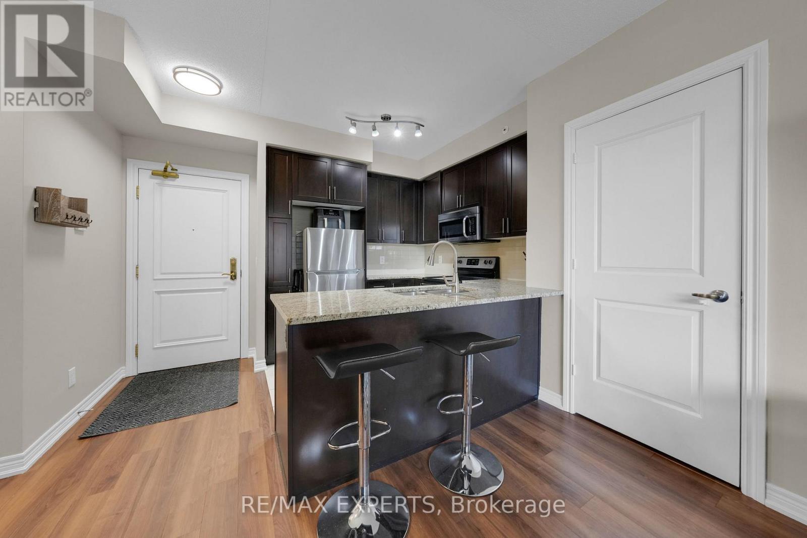 701 - 9255 Jane Street, Vaughan, Ontario  L6A 0K1 - Photo 6 - N12838944