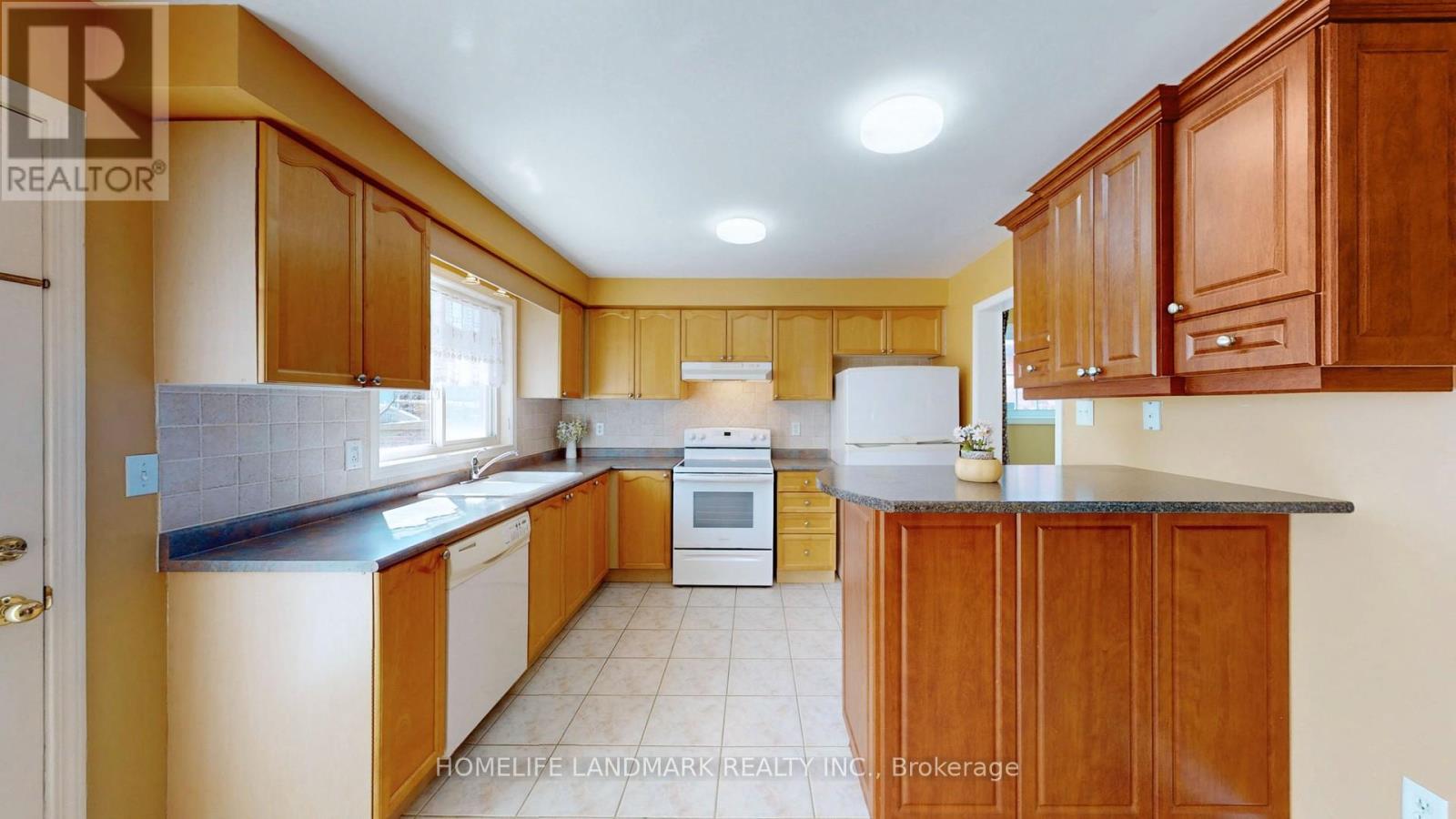 5919 Osprey Boulevard, Mississauga, Ontario  L5N 8J7 - Photo 12 - W12832260