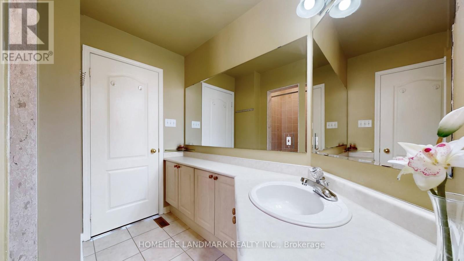 5919 Osprey Boulevard, Mississauga, Ontario  L5N 8J7 - Photo 26 - W12832260