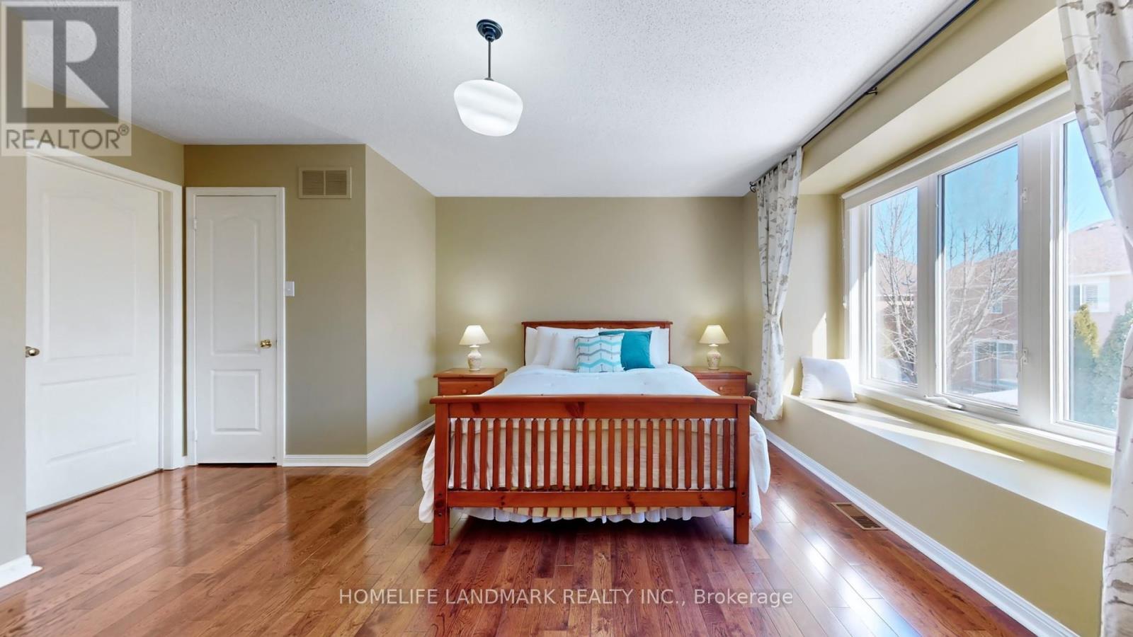 5919 Osprey Boulevard, Mississauga, Ontario  L5N 8J7 - Photo 22 - W12832260