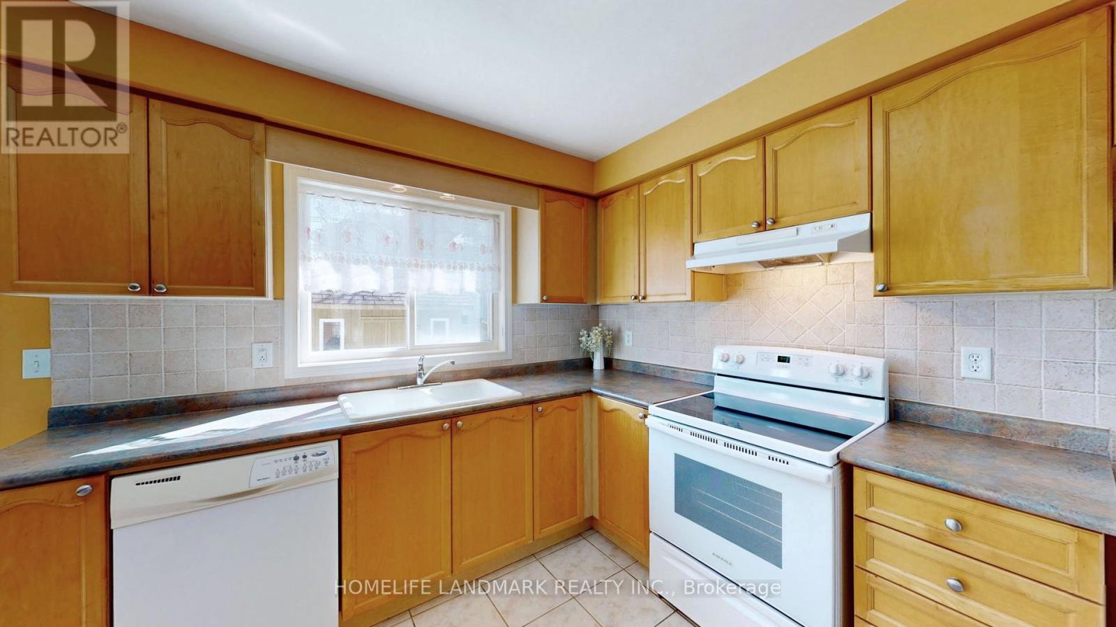 5919 Osprey Boulevard, Mississauga, Ontario  L5N 8J7 - Photo 14 - W12832260