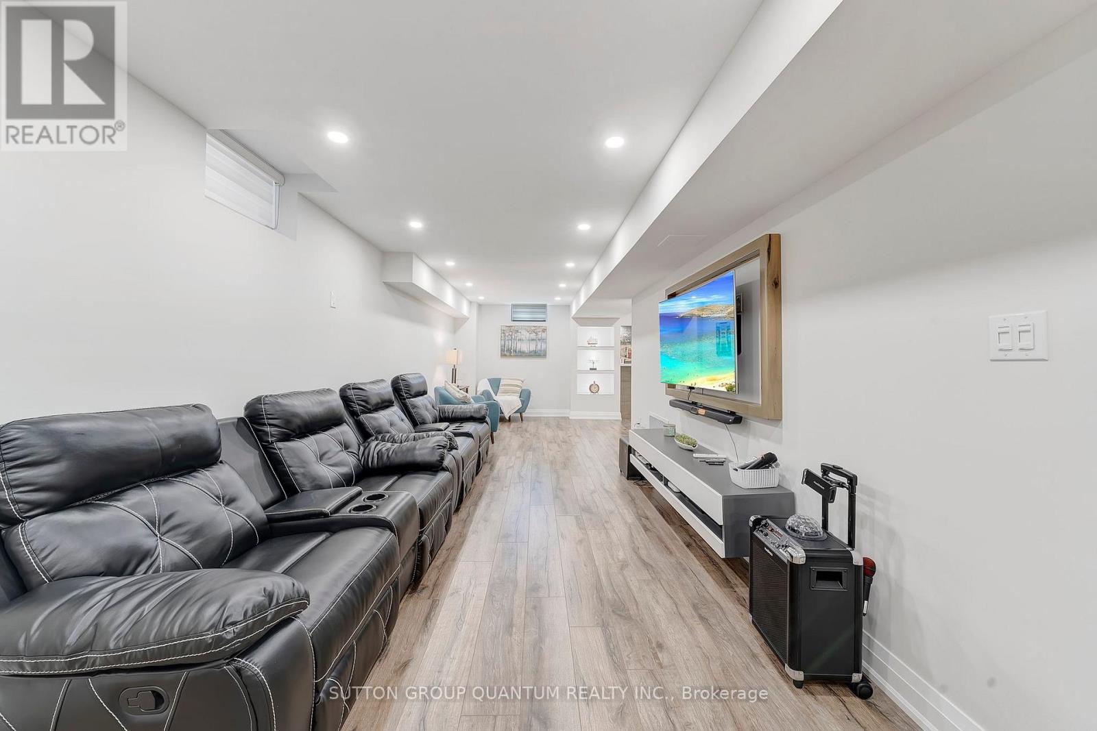 2201 Hillmount Drive, Oakville, Ontario  L6M 0H9 - Photo 31 - W12435440