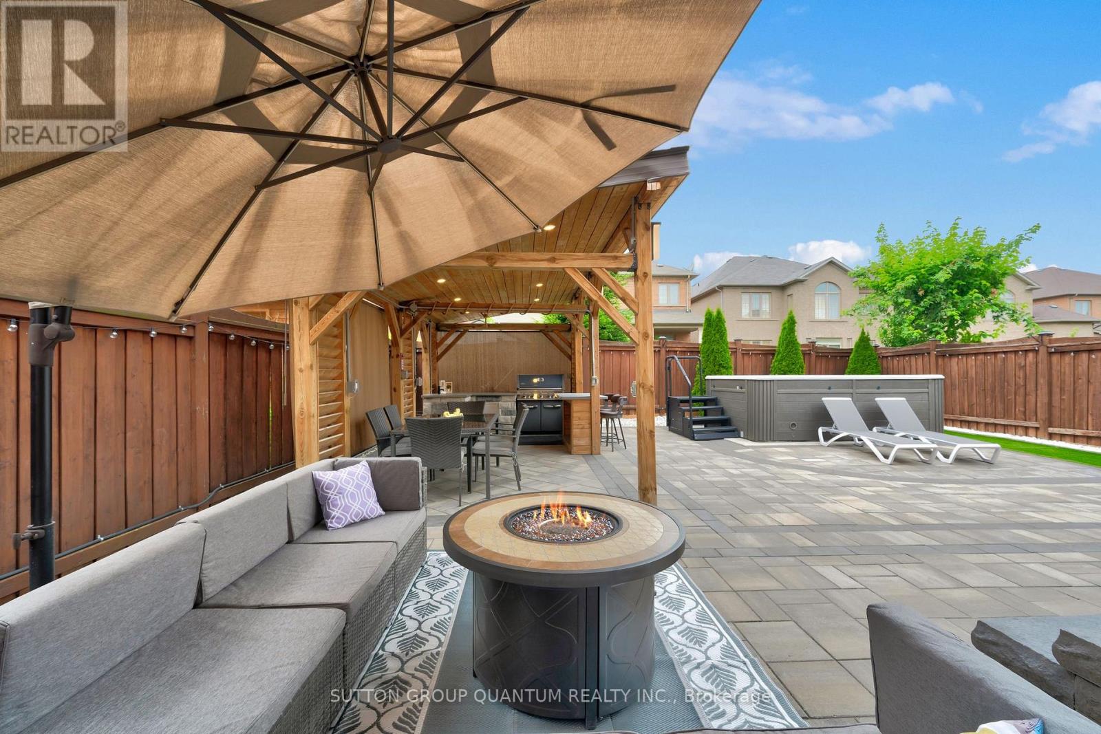 2201 Hillmount Drive, Oakville, Ontario  L6M 0H9 - Photo 40 - W12435440