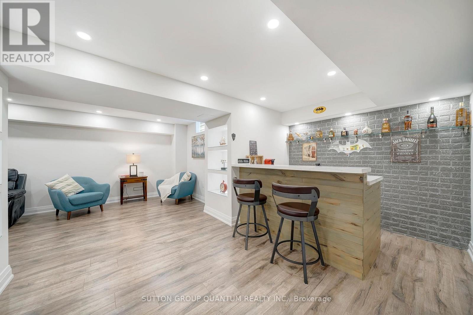 2201 Hillmount Drive, Oakville, Ontario  L6M 0H9 - Photo 33 - W12435440