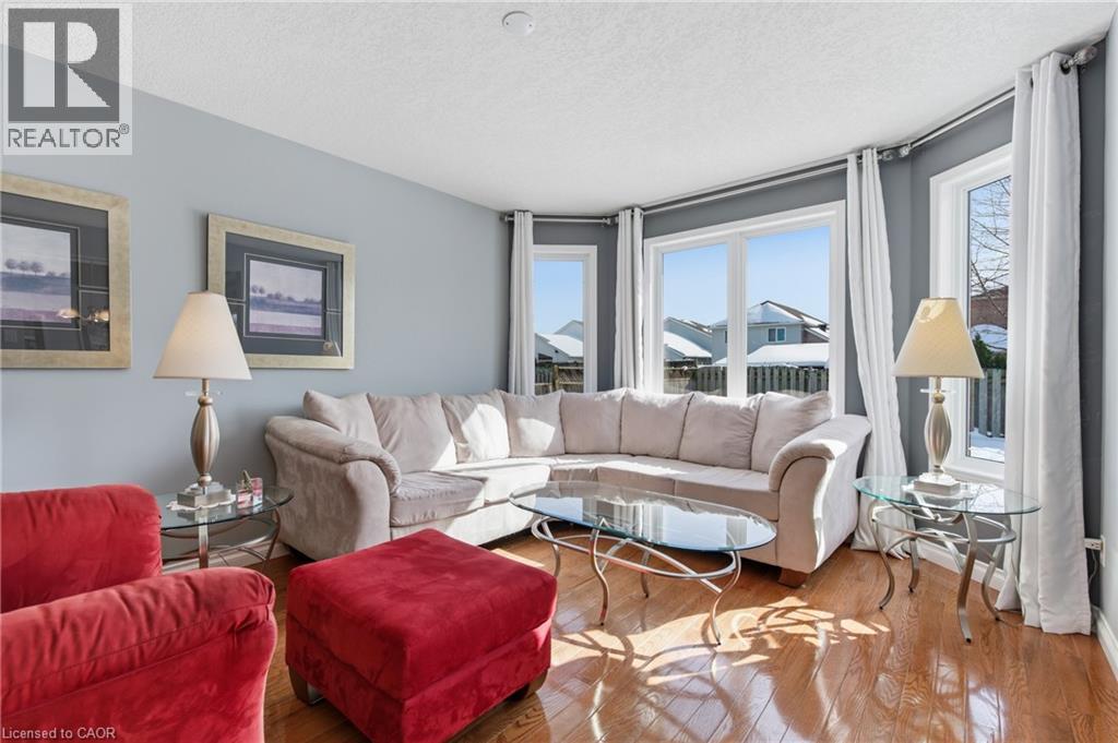 453 Sandy Cove Crescent, Waterloo, Ontario  N2K 4B6 - Photo 9 - 40809355