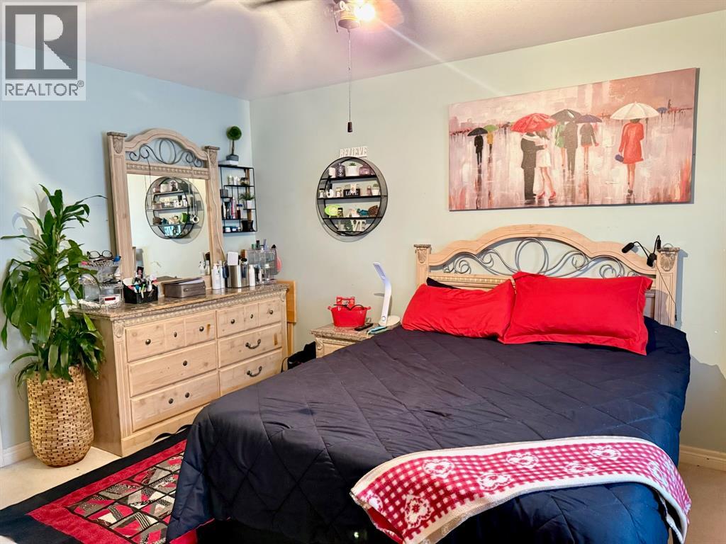 4015 Applewood Drive, Petrolia, Ontario  N0N 1R0 - Photo 17 - 26004494