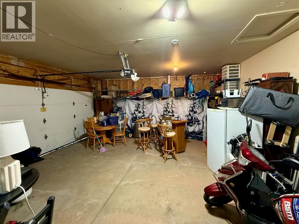 4015 Applewood Drive, Petrolia, Ontario  N0N 1R0 - Photo 33 - 26004494