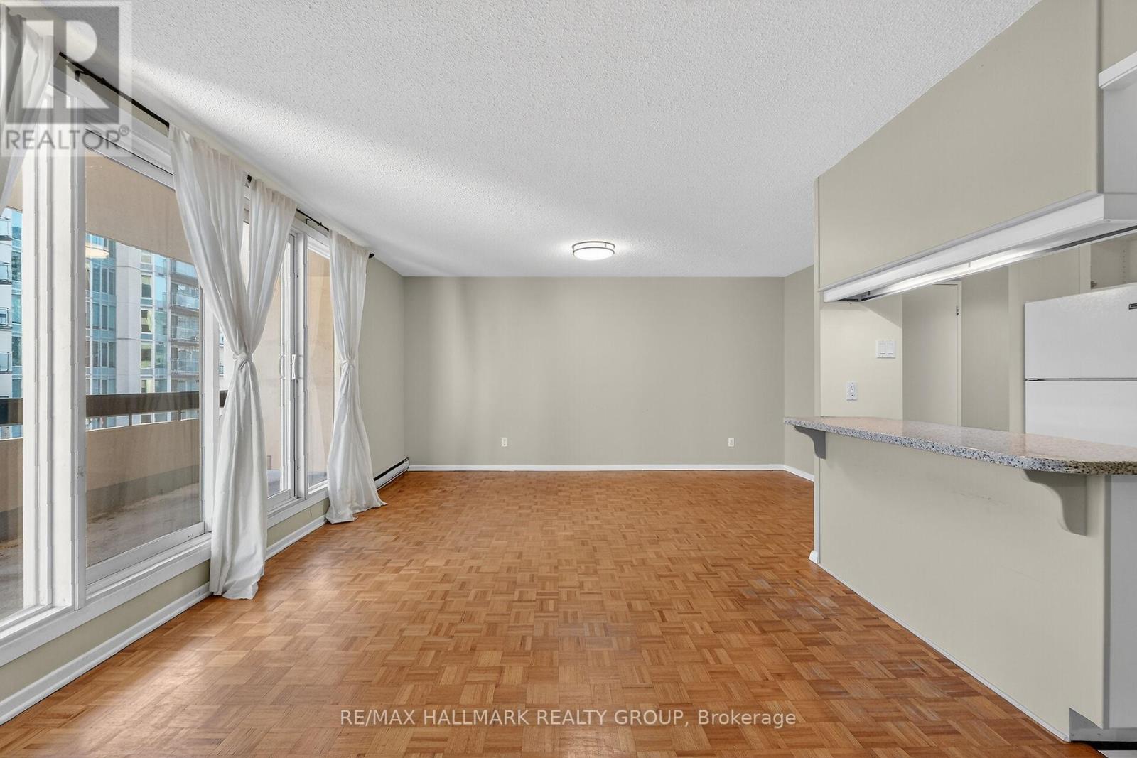 705 - 141 Somerset Street W, Ottawa, Ontario  K2P 2H1 - Photo 22 - X12842540