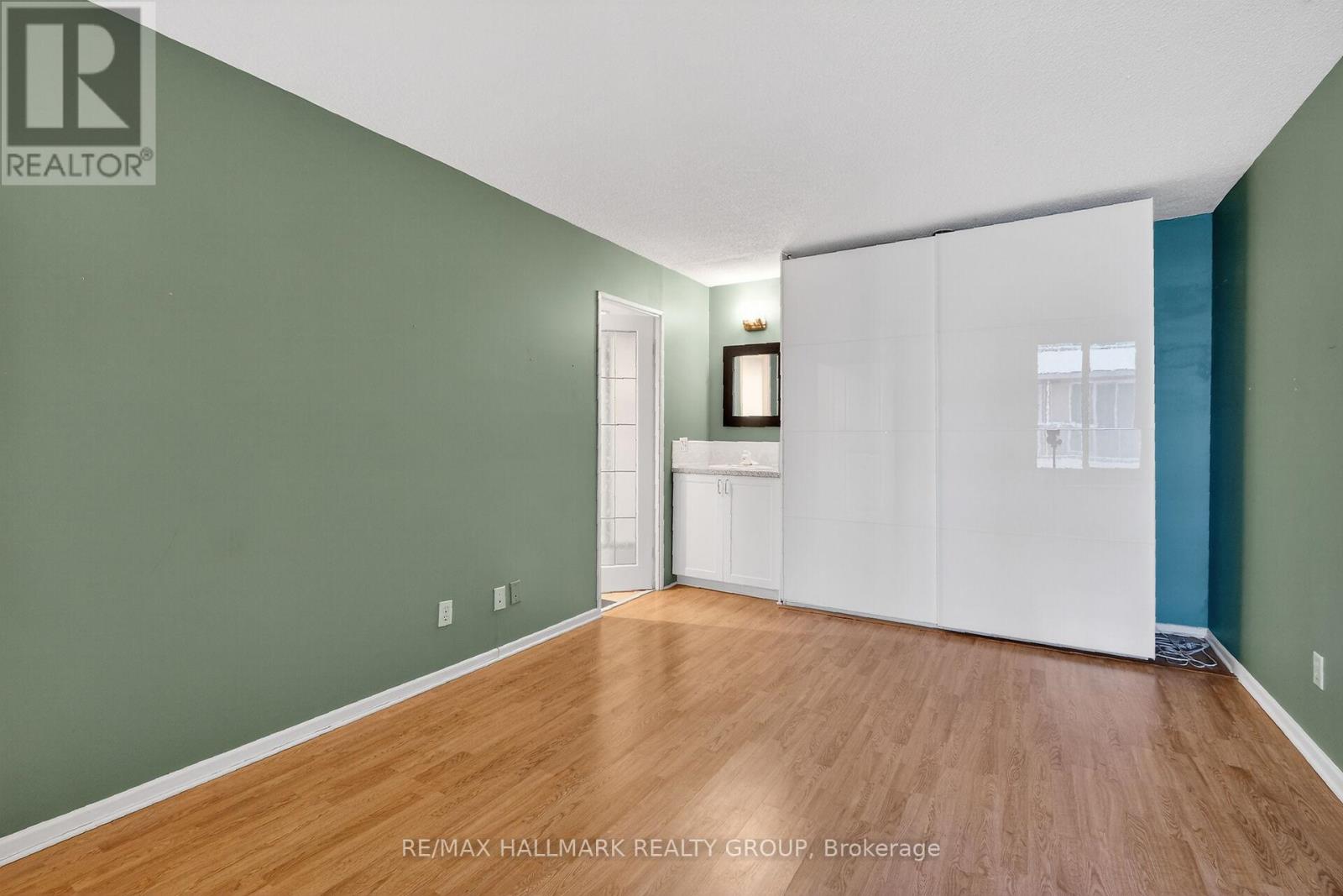 705 - 141 Somerset Street W, Ottawa, Ontario  K2P 2H1 - Photo 37 - X12842540