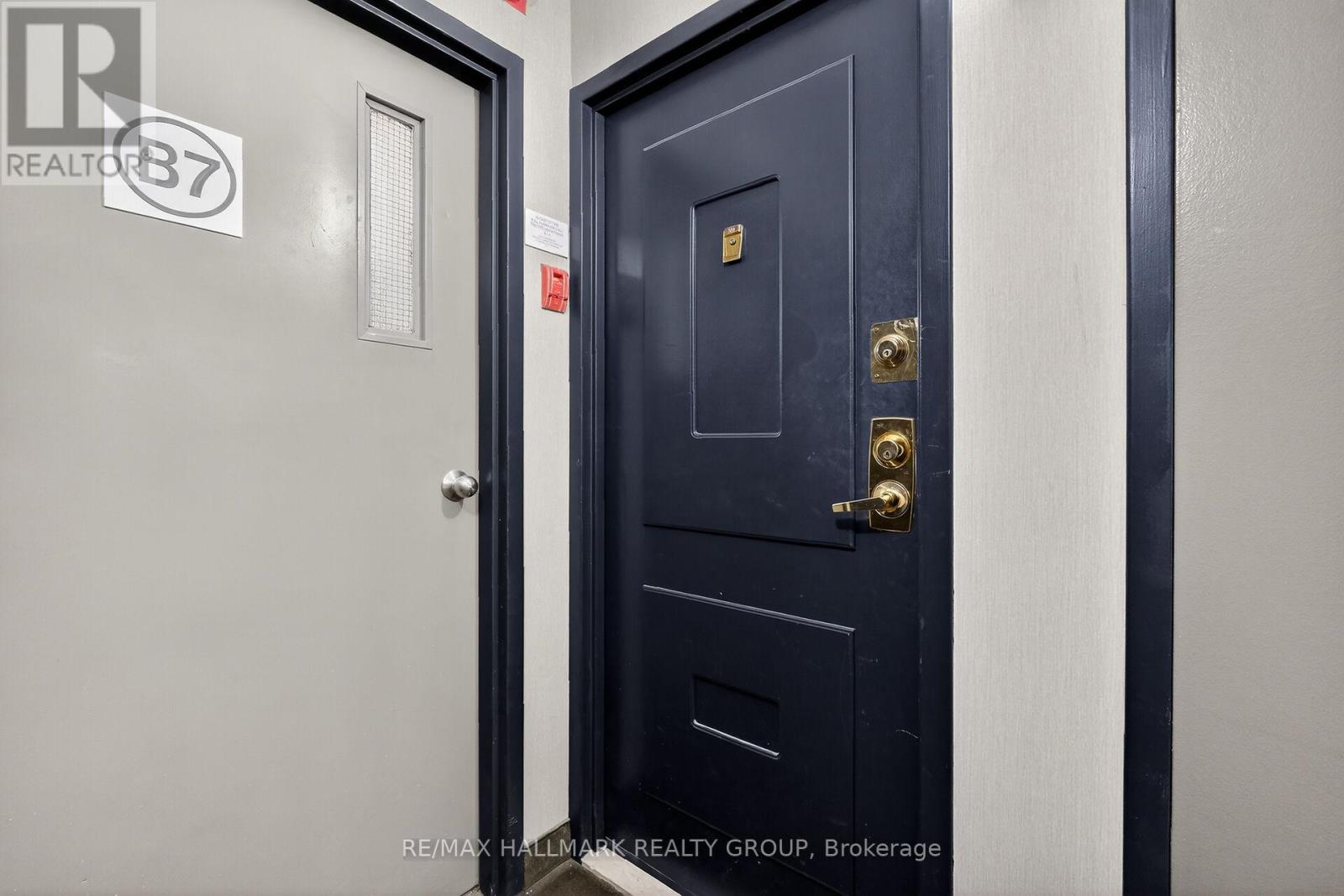 705 - 141 Somerset Street W, Ottawa, Ontario  K2P 2H1 - Photo 5 - X12842540