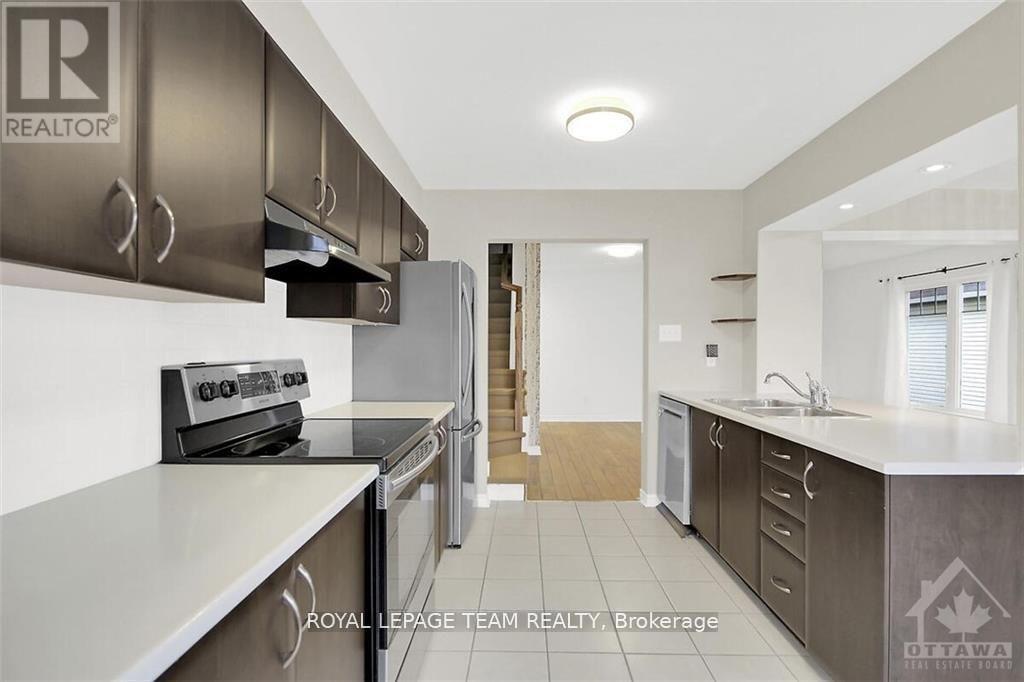 914 Messor Crescent, Ottawa, Ontario  K2S 0L7 - Photo 11 - X12842544