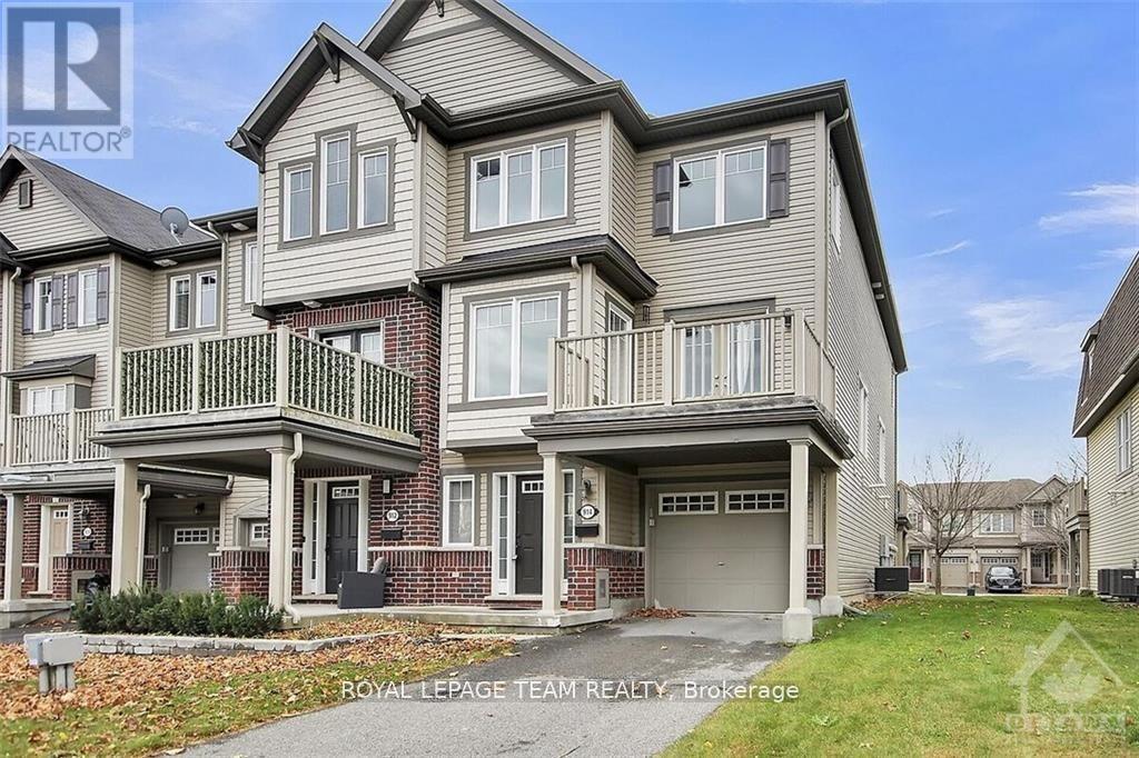 914 Messor Crescent, Ottawa, Ontario  K2S 0L7 - Photo 2 - X12842544