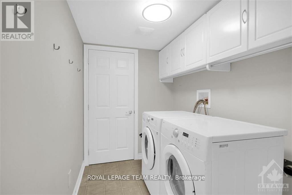 914 Messor Crescent, Ottawa, Ontario  K2S 0L7 - Photo 7 - X12842544