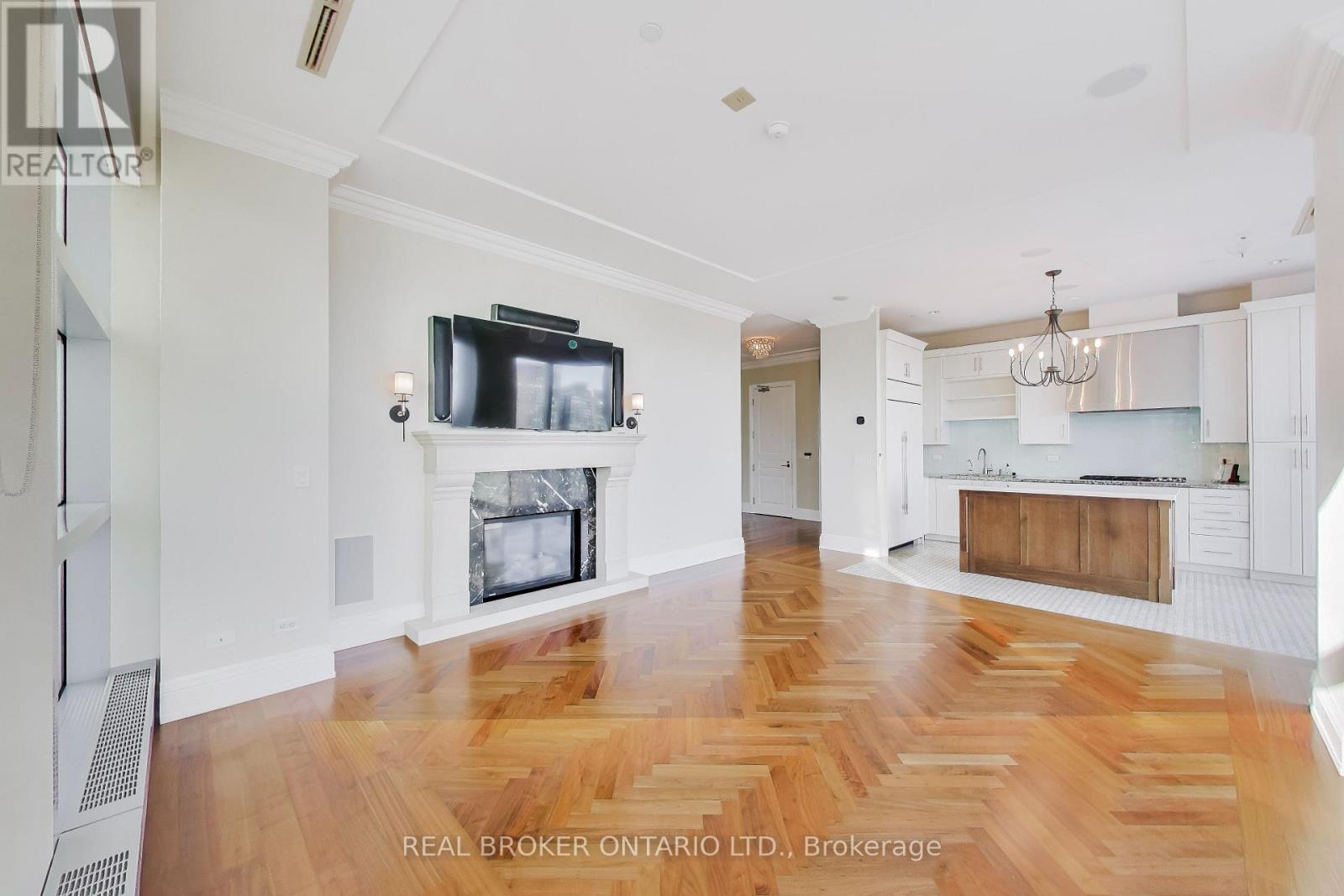 3503 - 183 Wellington Street W, Toronto, Ontario  M5V 0A1 - Photo 12 - C12842568