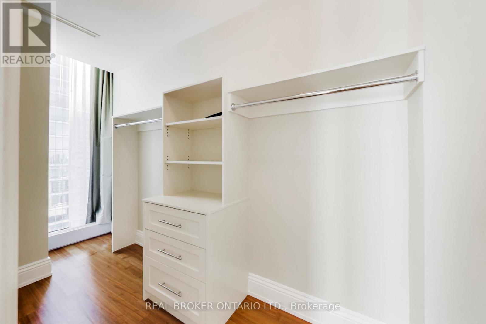 3503 - 183 Wellington Street W, Toronto, Ontario  M5V 0A1 - Photo 21 - C12842568