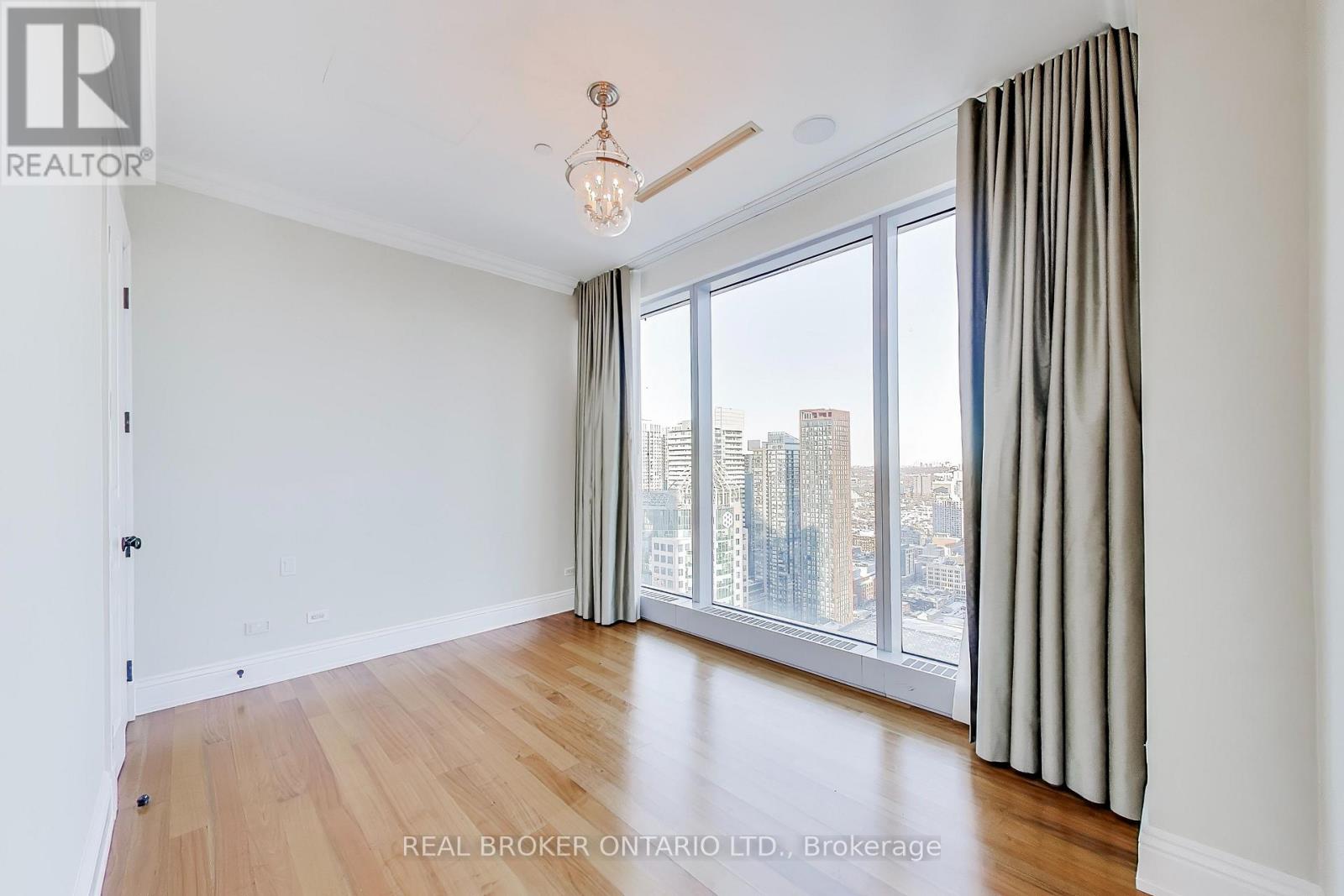 3503 - 183 Wellington Street W, Toronto, Ontario  M5V 0A1 - Photo 25 - C12842568