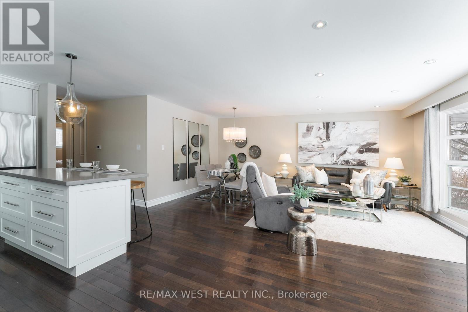 57 Alpaca Drive, Toronto (Woburn), Ontario  M1J 2Z9 - Photo 6 - E12842560